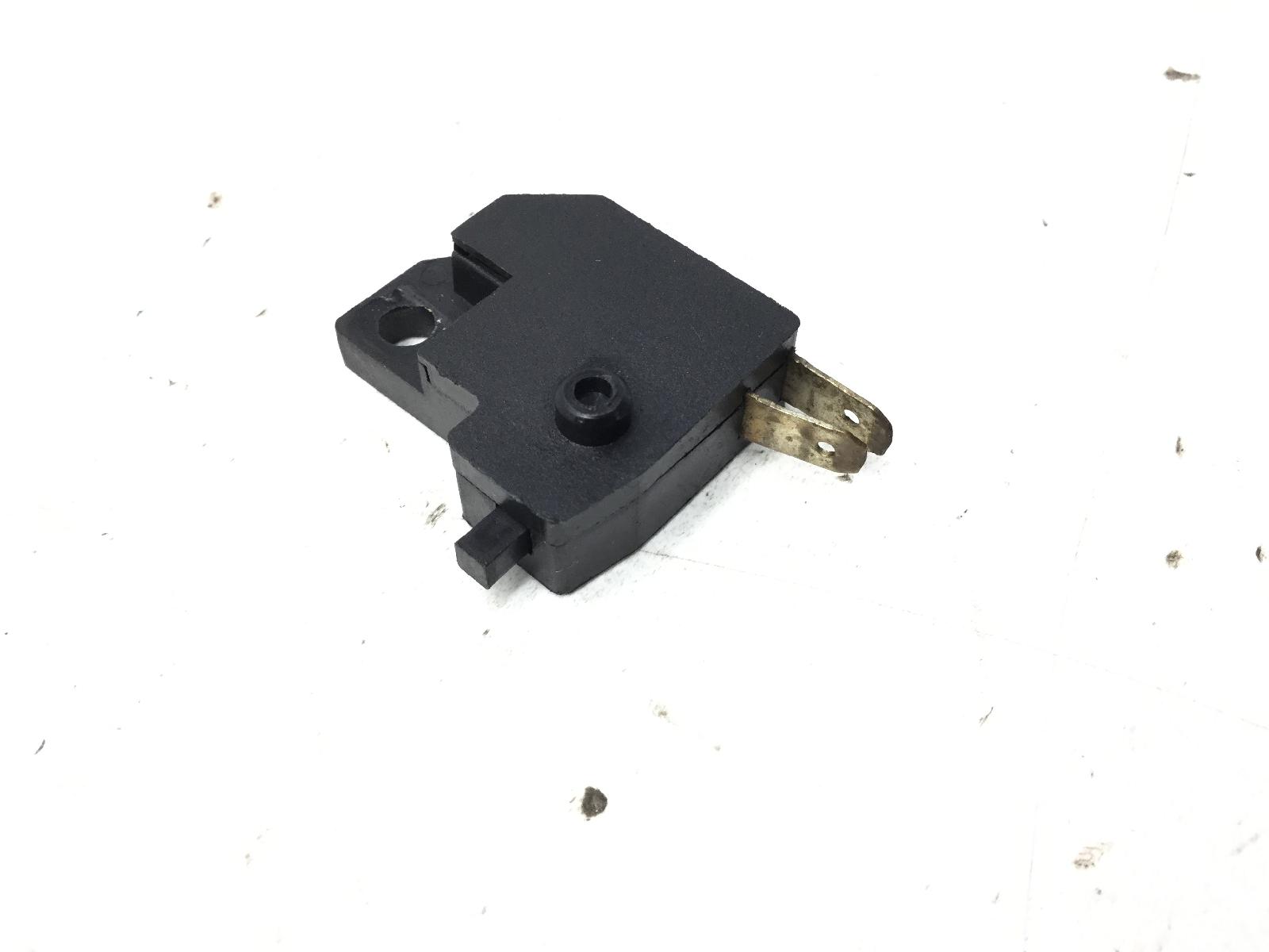 Peugeot kisbee 4t 50 sensore pulsante stop microstop freno anteriore 2010 2010