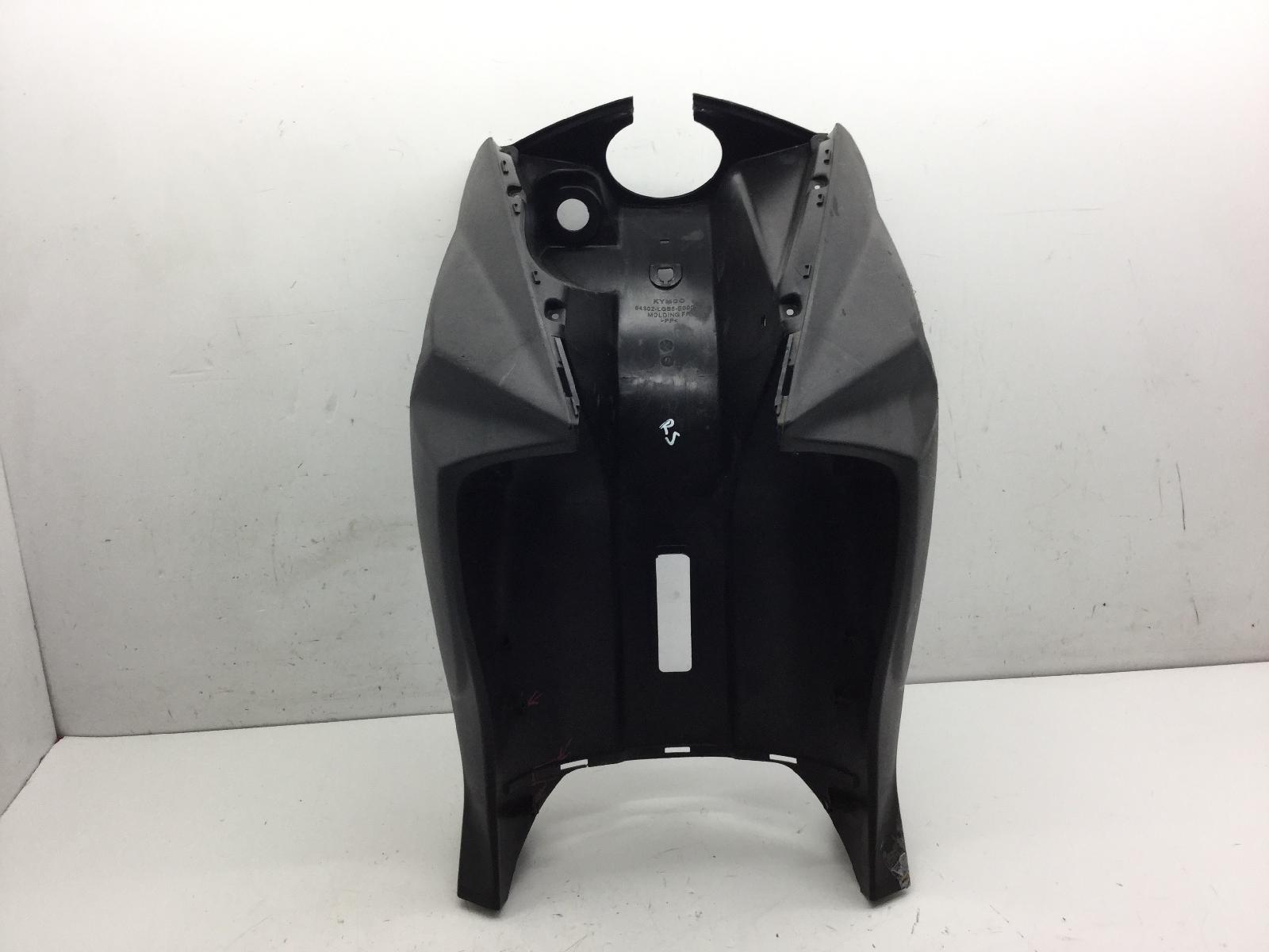 Kymco agility rs 125 carena scudo anteriore con 2 attacchi rotti e crepa 2009 2009 u62011