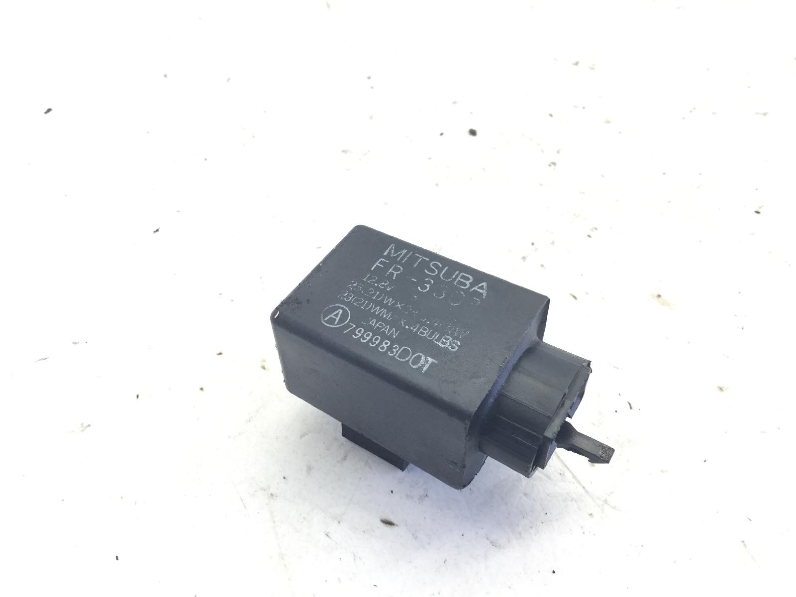 Honda hornet 600 rele' intermittenza frecce 2001 2001 jh2pc34a51m