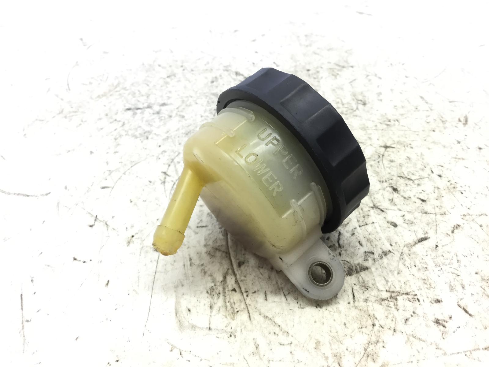 Honda hornet 600 vaschetta olio pompa freno posteriore 2001 2001 pc34a91m