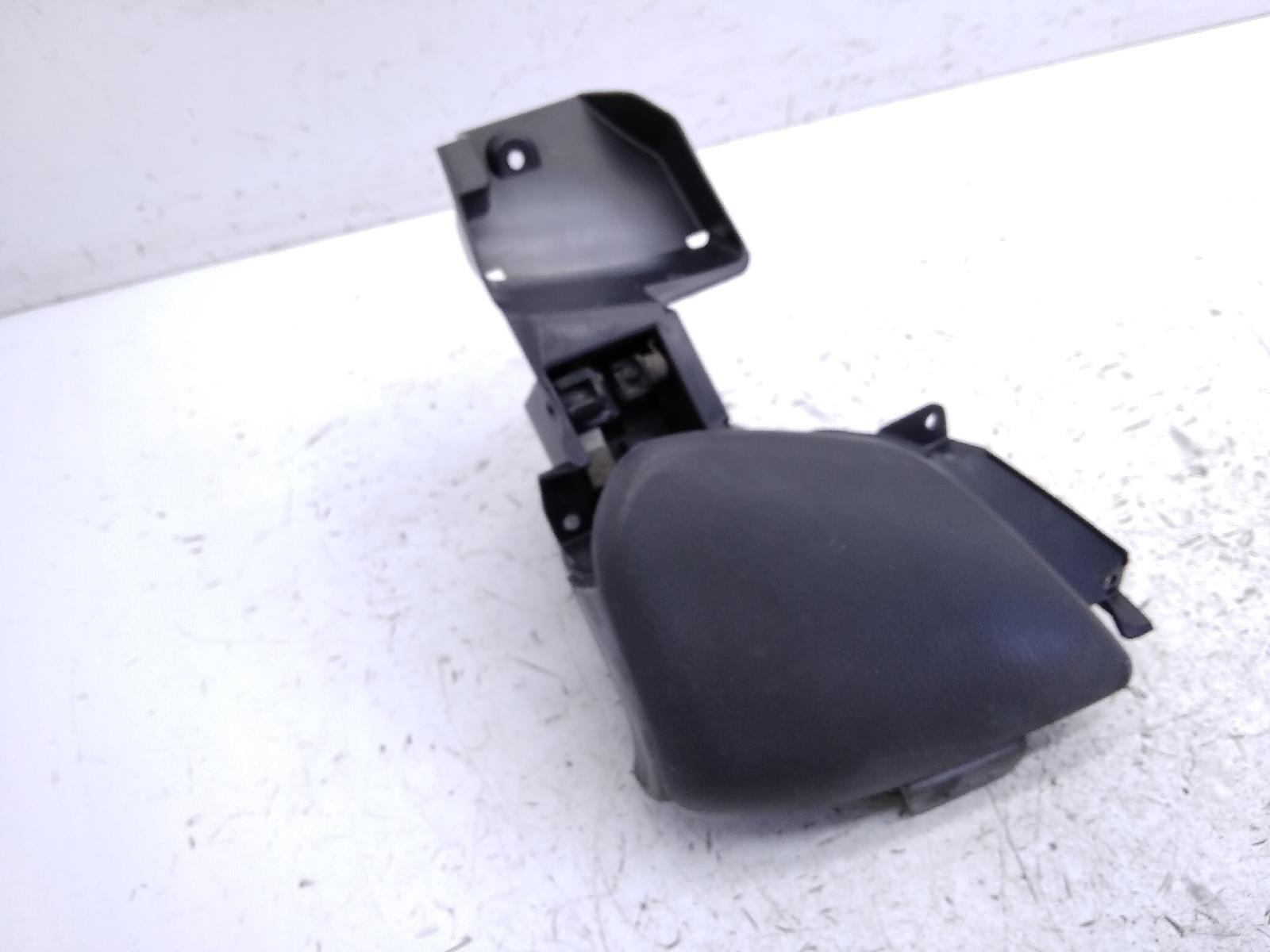 Suzuki burgman an 400 vano porta oggetti sinistro carena controscudo 2005 2005 bw111