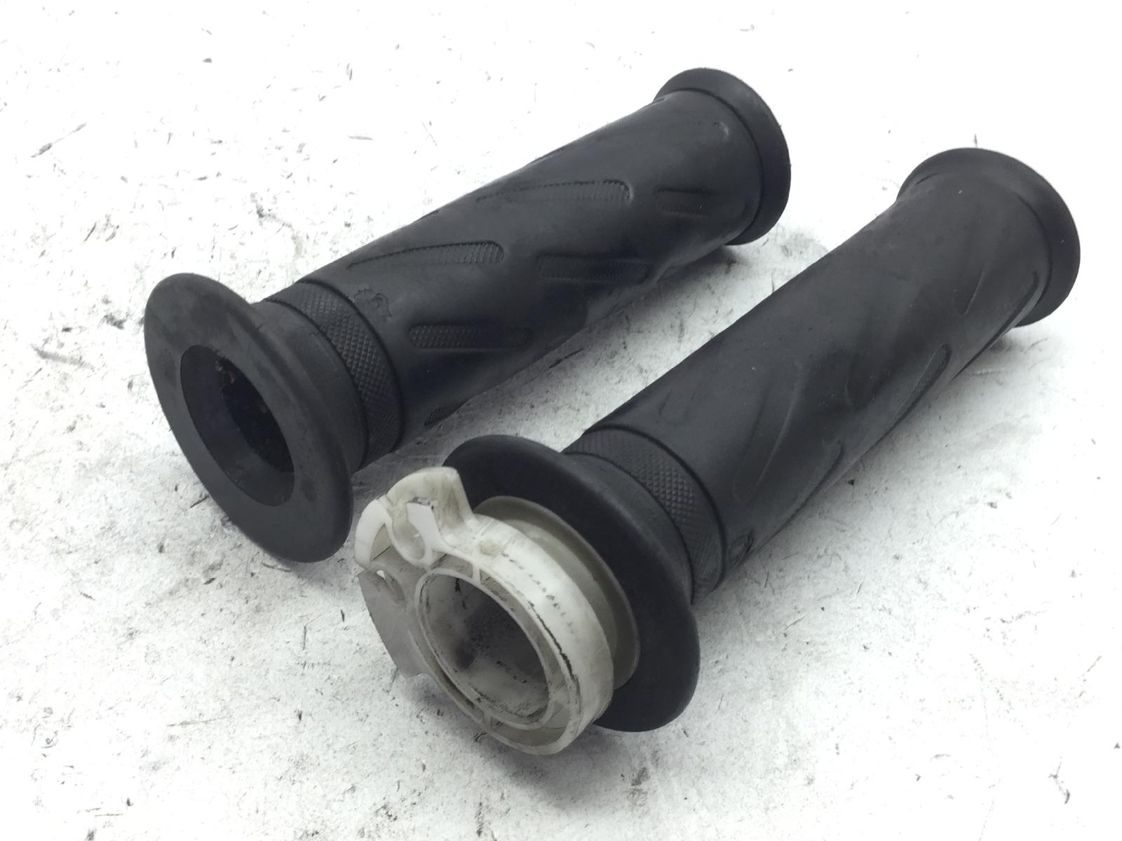 Suzuki burgman an 400 coppia manopole e comando gas acceleratore 2005 2005 bw111