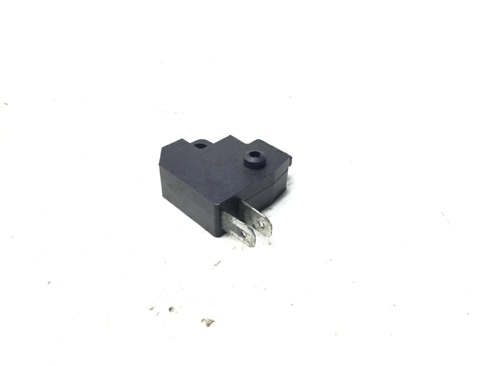 Suzuki burgman an 400 sensore stop microstop freno posteriore sinistro 2005 2005 bw111
