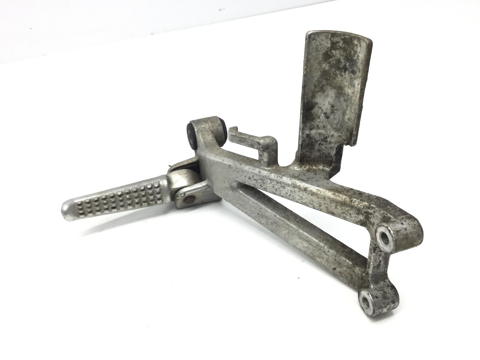 Honda cbr f 600 pedana posteriore poggiapiede destra e supporto 1998 1998 jh2pc31a7wm