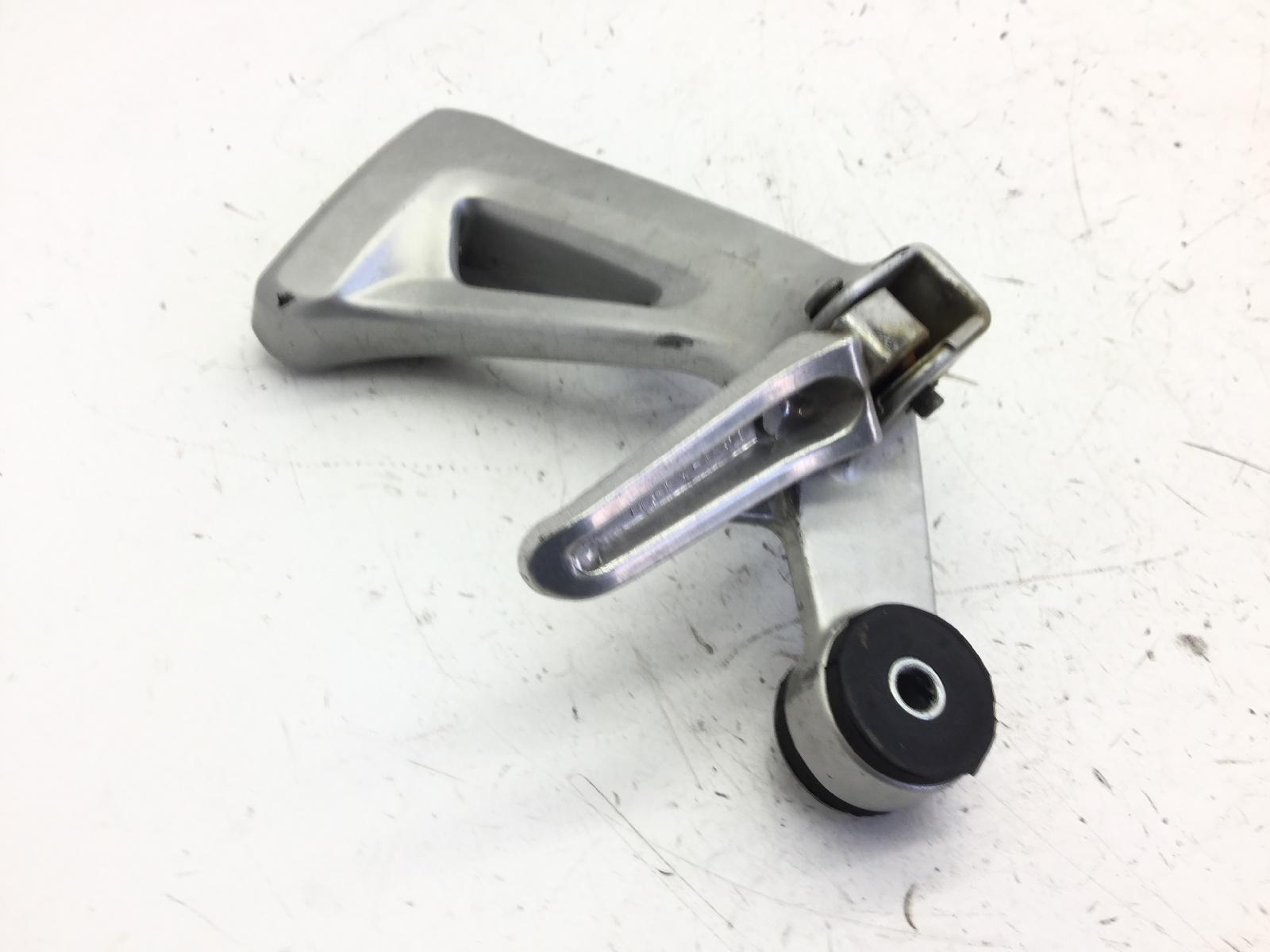 Suzuki sv 650 pedana posteriore destra e supporto 2001 2002 av133