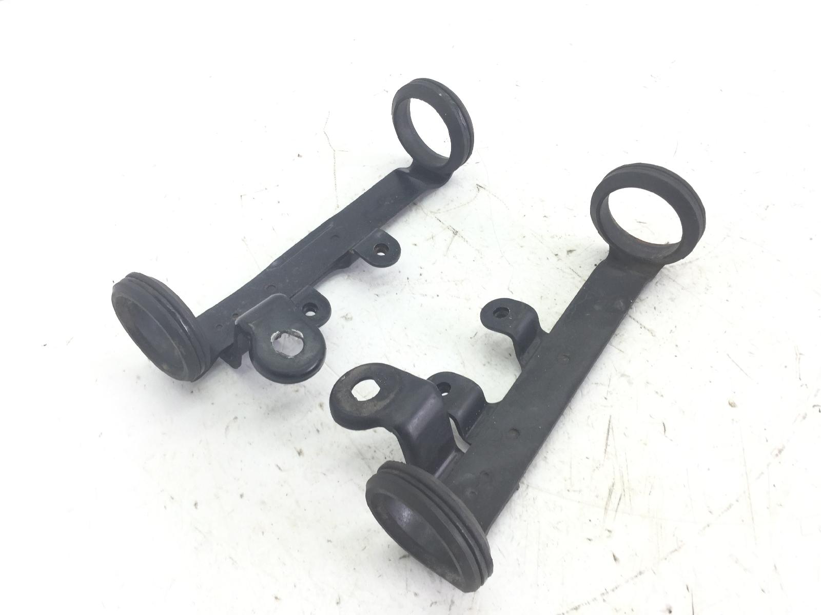 Suzuki sv 650 coppia staffe supporto faro fanale anteriore 2001 2002 av133