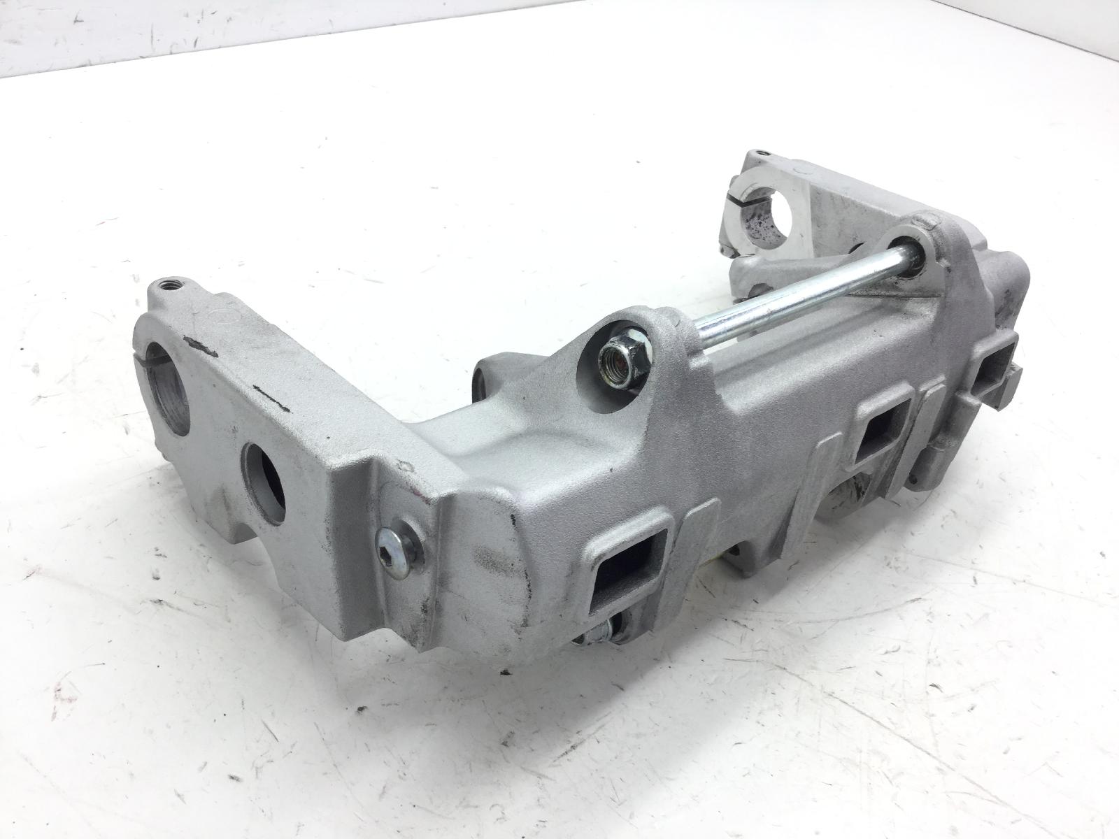 Honda cbr 900 fireblade 929 staffa supporto motore inferiore 2000 2000 sc44a