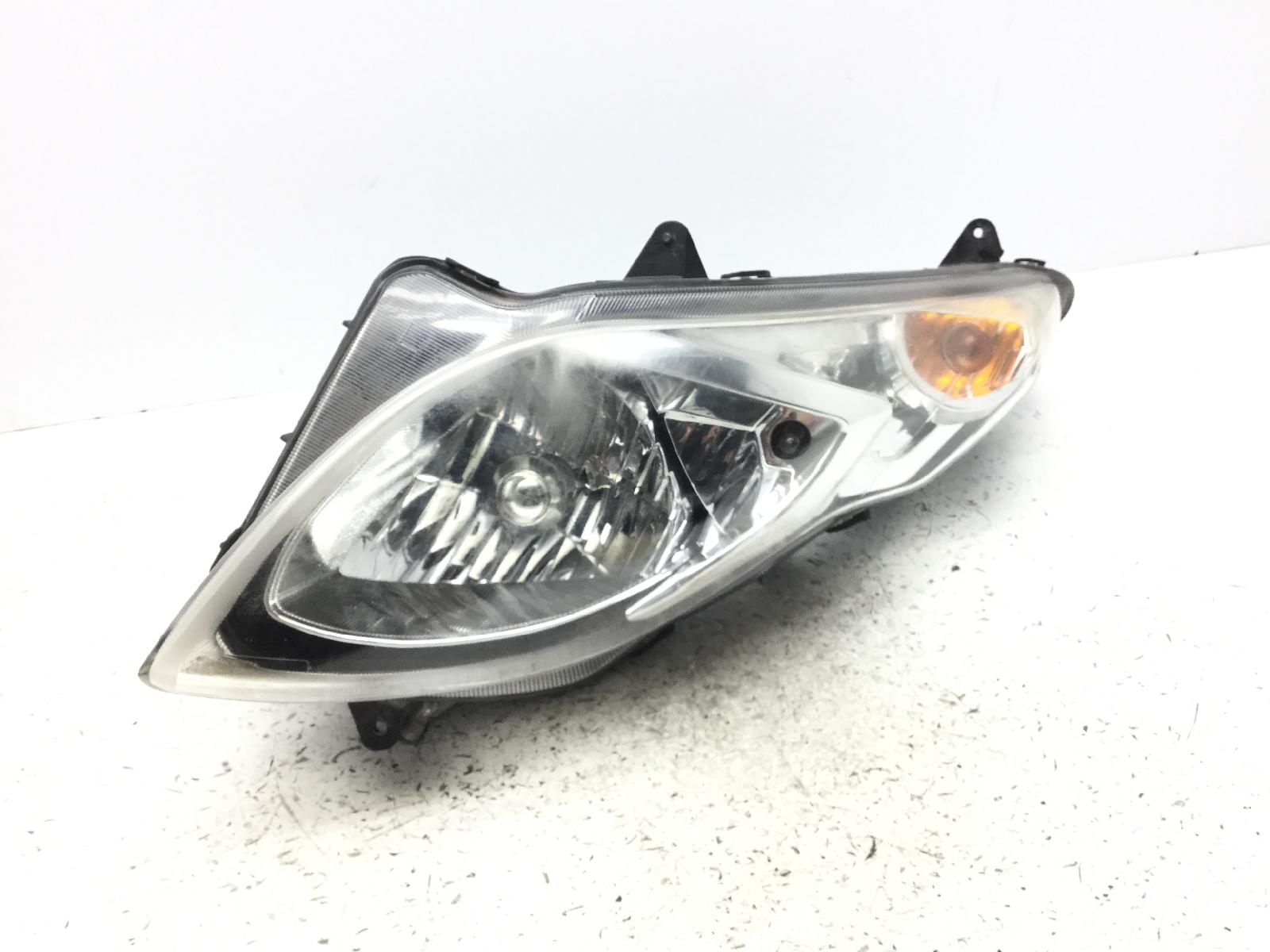 Suzuki burgman an 400 faro fanale freccia anteriore sinistro con difetto 2008 2008 cg111