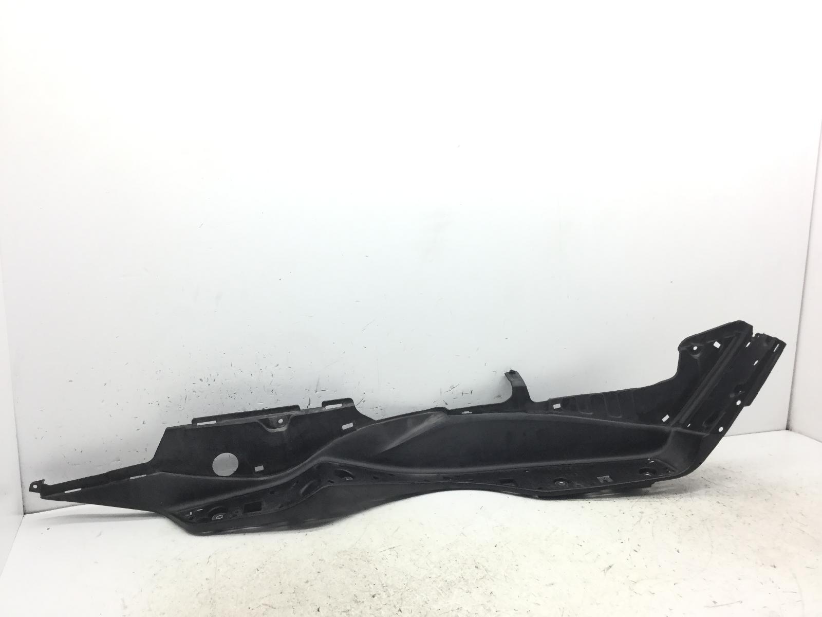 Suzuki burgman an 400 carena pedana pavimento poggiapiedi destra 2008 2008 cg111