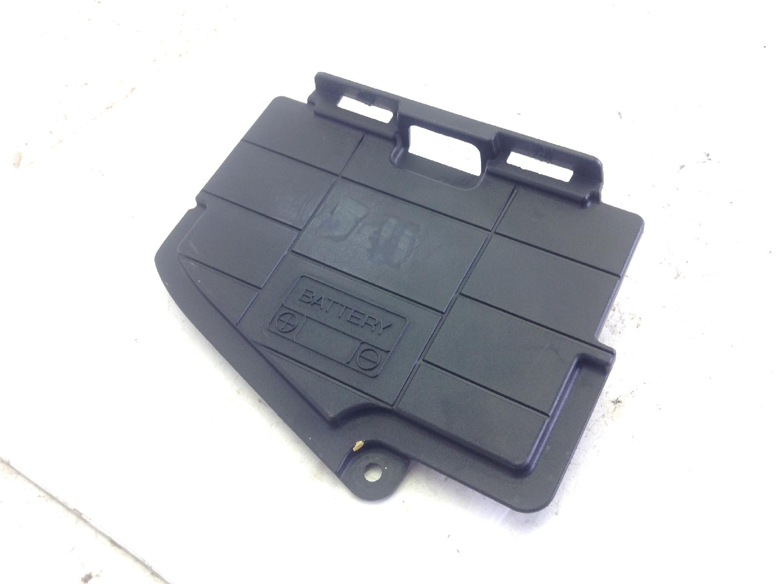 Suzuki burgman an 400 carena coperchio tappo vano batteria 2008 2008 cg111