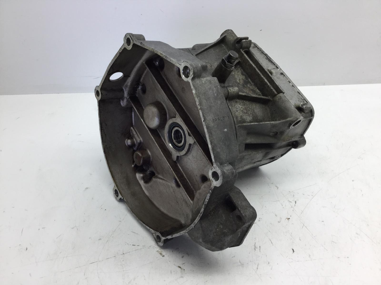 Moto guzzi v35 v 35 350 gu19200222 + gu19200422 carter cambio + frizione 1981 1981 pd16979