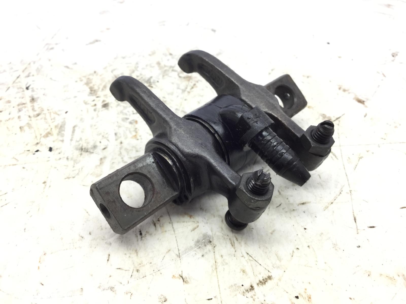 Moto guzzi v35 v 35 350 coppia bilanceri testa testata head 1981 1981 pc080725