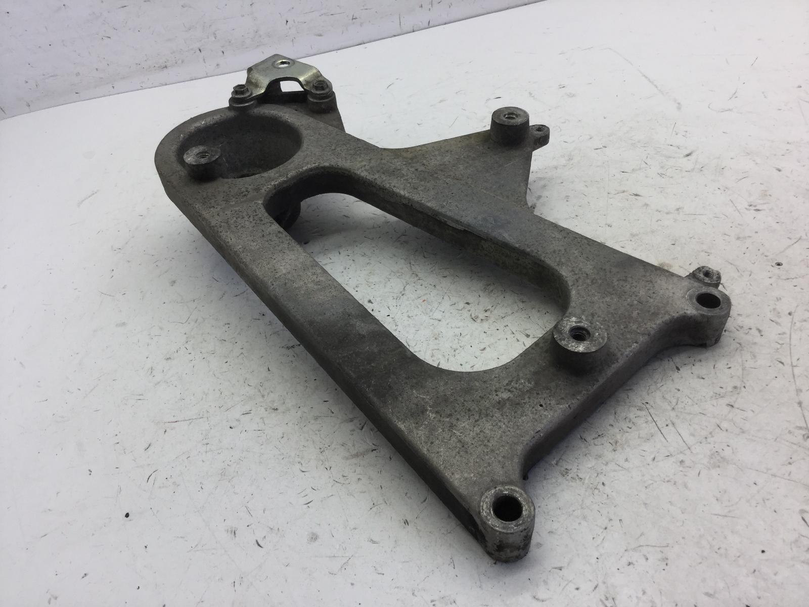 Piaggio beverly 500 stffa supporto scarico marmitta 2002 2004 m34100