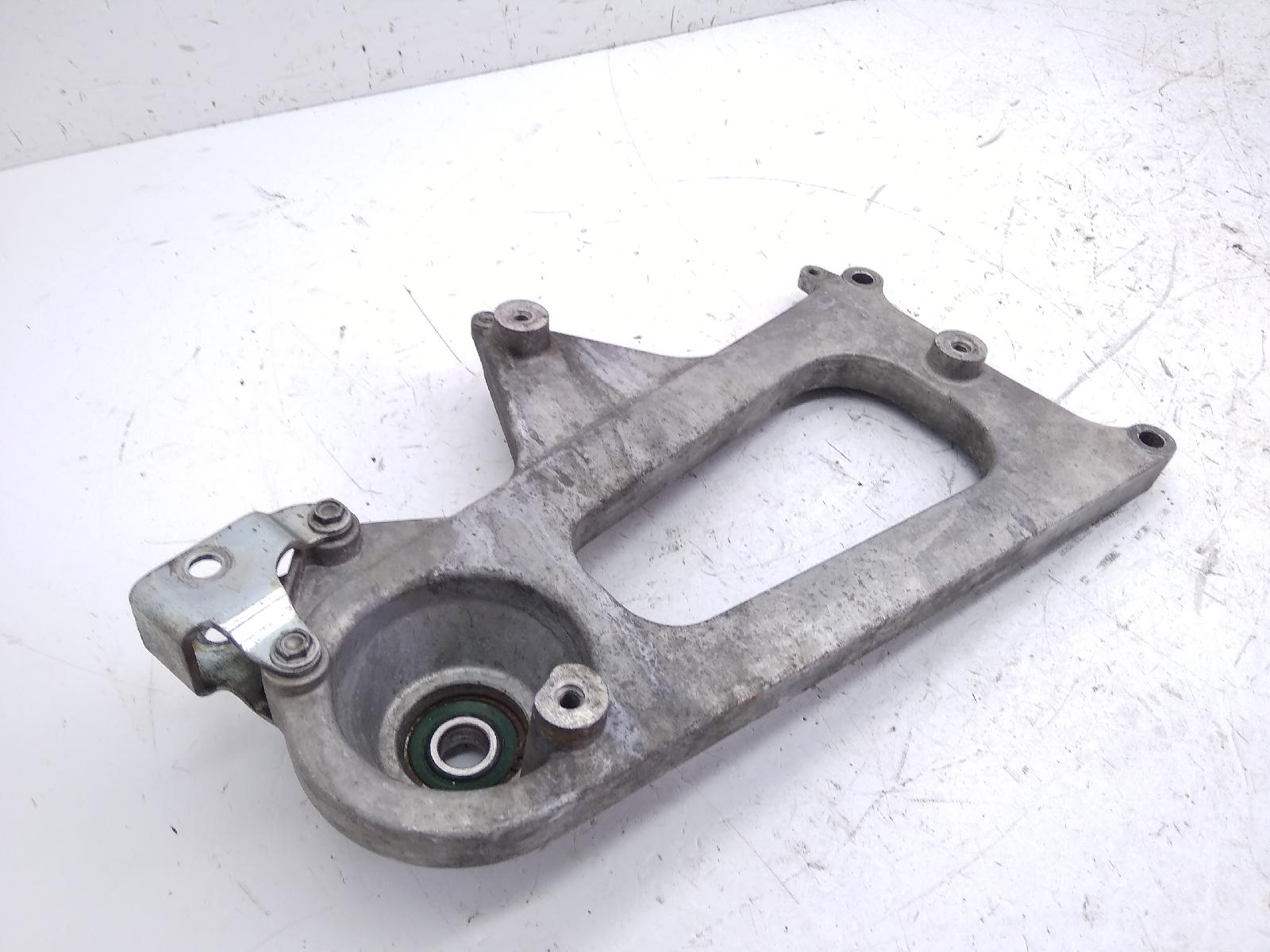Piaggio beverly 500 staffa supporto scarico marmitta 2002 2004 m34100