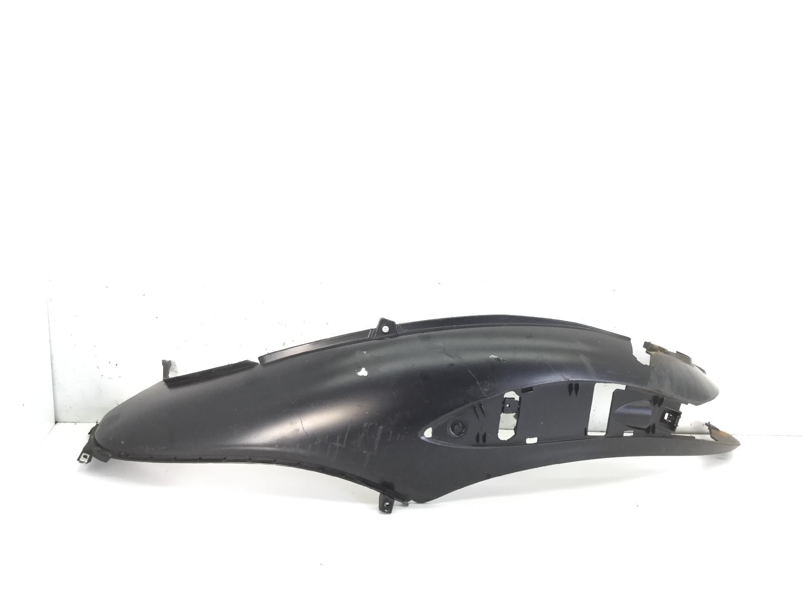 Piaggio beverly 500 carena fiancata postriore sinistra - 2 crepe 2002 2004 m34100