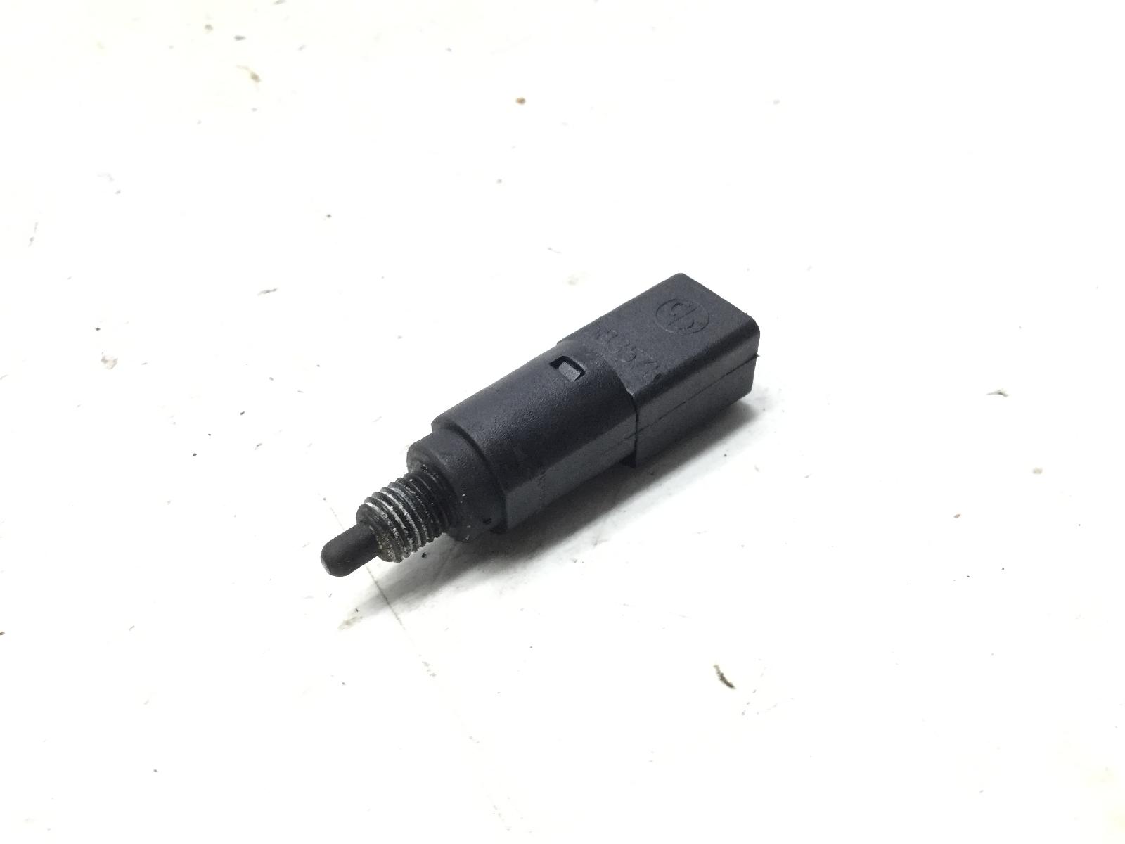 Piaggio beverly 500 sensore stop microstop freno anteriore destro 2002 2004 m34100