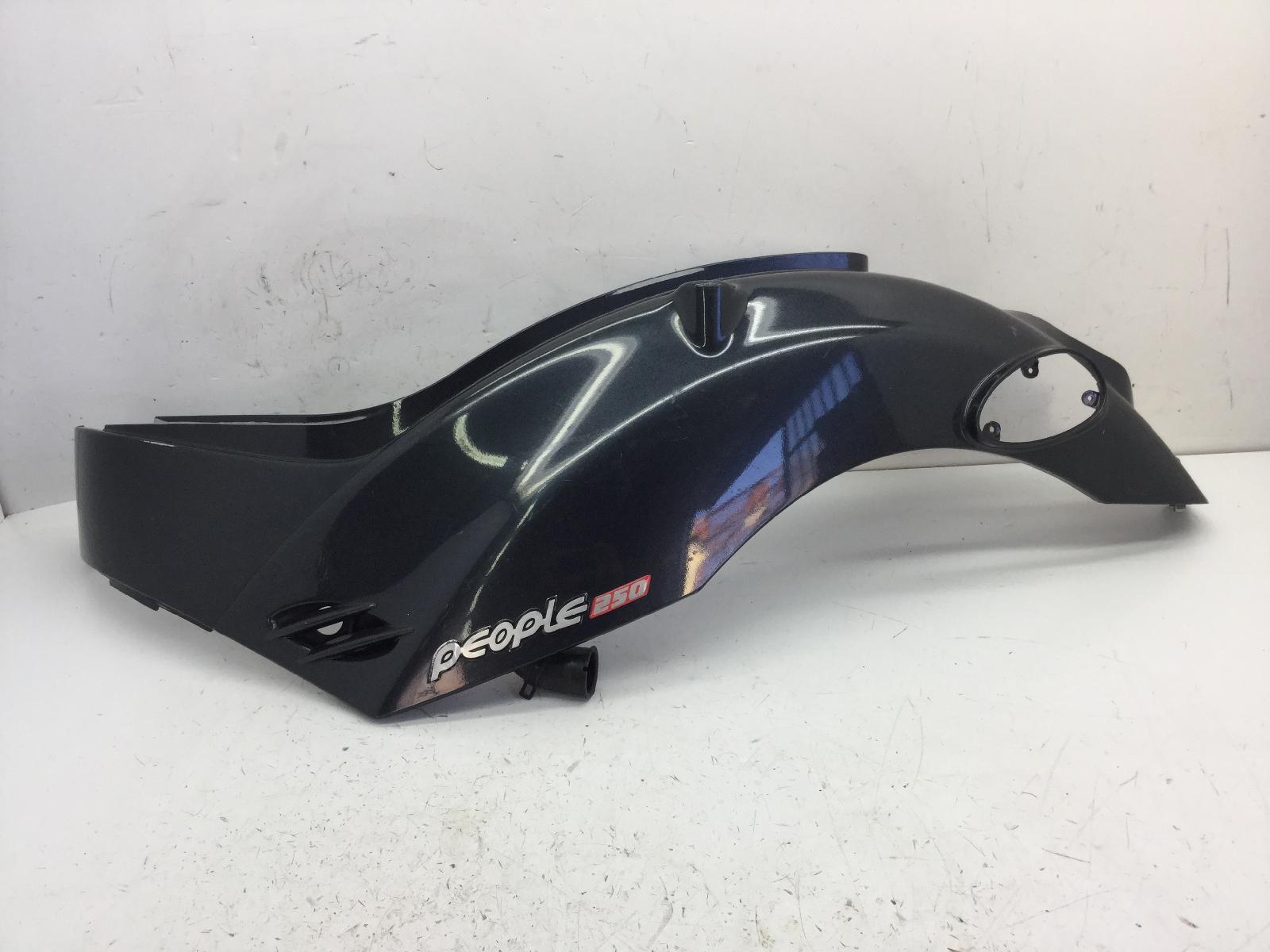 Kymco people lc 250 carena fiancata posteriore sinistra 2 attacchi rotti 2003 2004 b50000