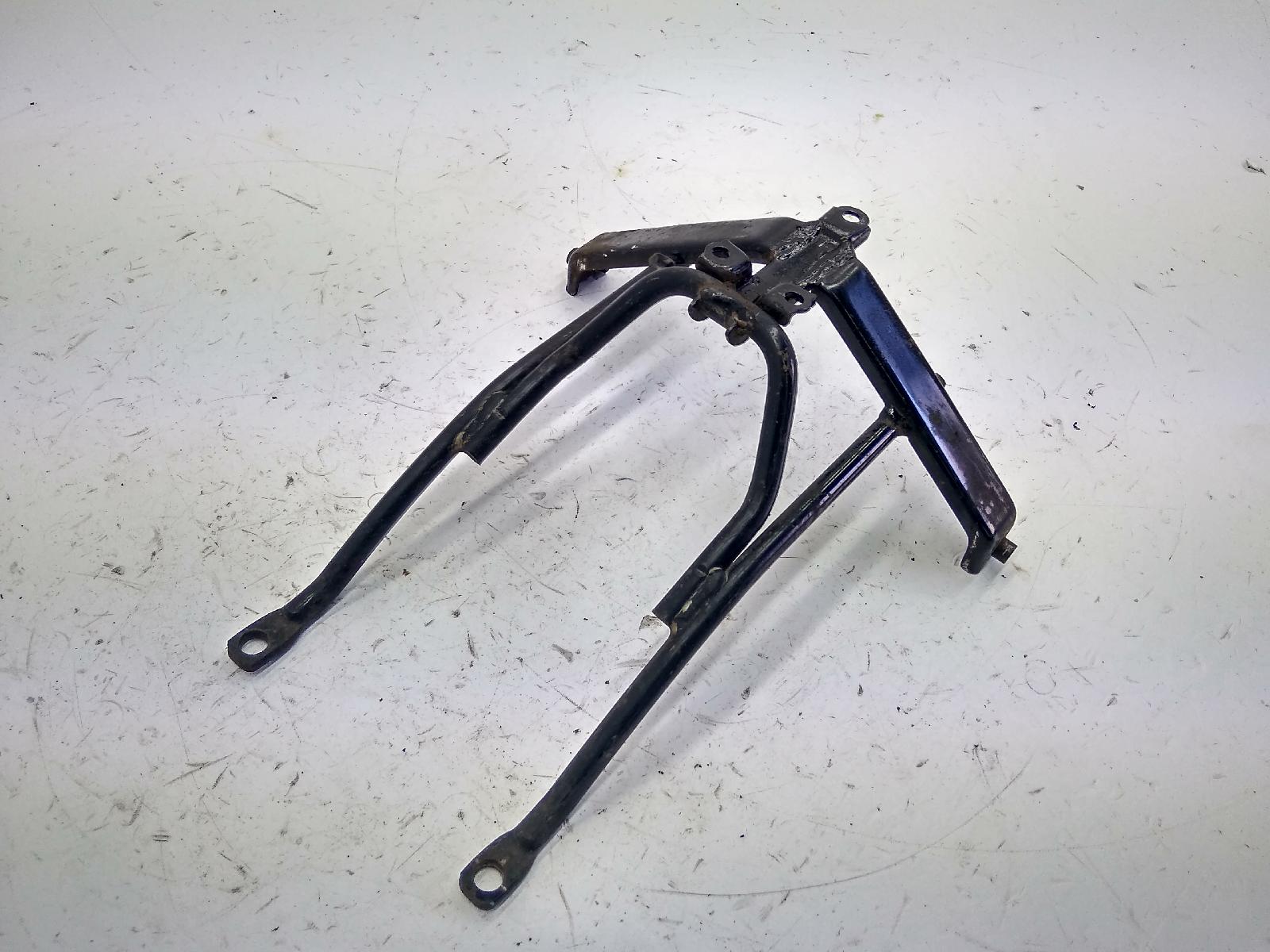 Kymco people lc 250 supporto staffa parafango anteriore 2003 2004 b50000