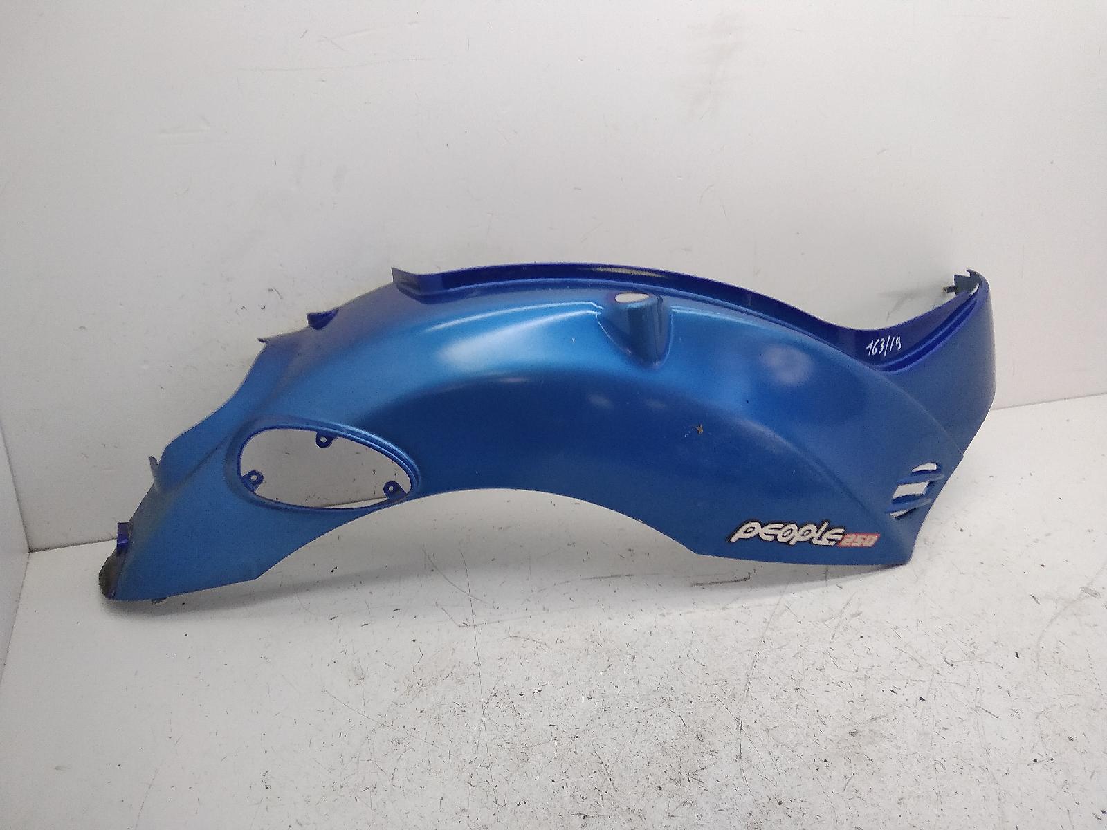 Kymco people lc 250 carena fiancata posteriore destra - attacco rotto 2003 2004 b50000
