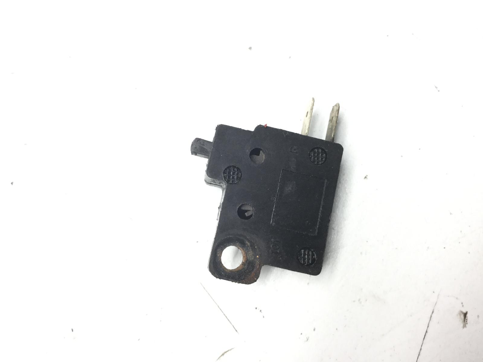 Kymco people lc 250 sensore pulsante stop microstop freno anteriore 2003 2004 b50000