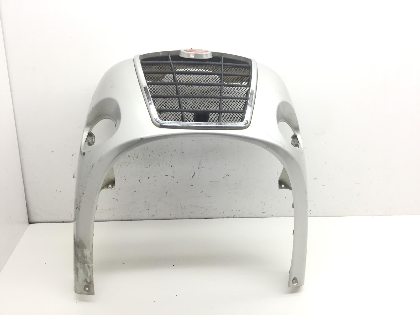 Kymco people lc 250 carena scudo anteriore - 2 attacchi rotti e crepa 2003 2004 b50000