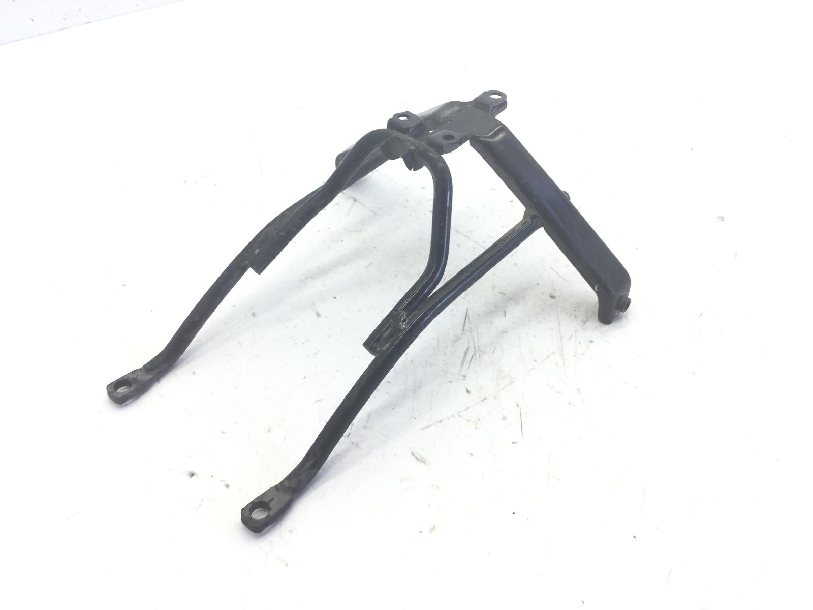 Kymco people lc 250 staffa supporto parafango ruota anteriore 2003 2004 b50000