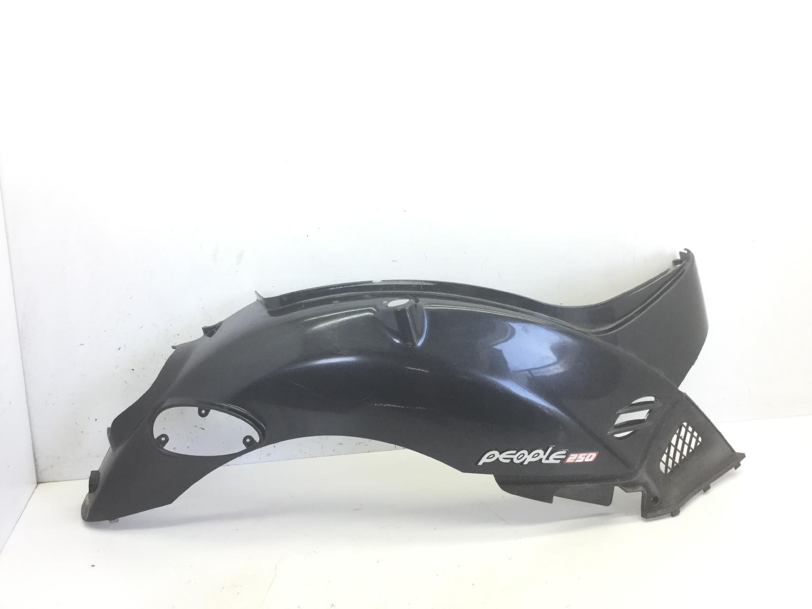 Kymco people lc 250 carena fiancata posteriore destra - crepe 2003 2004 b50000