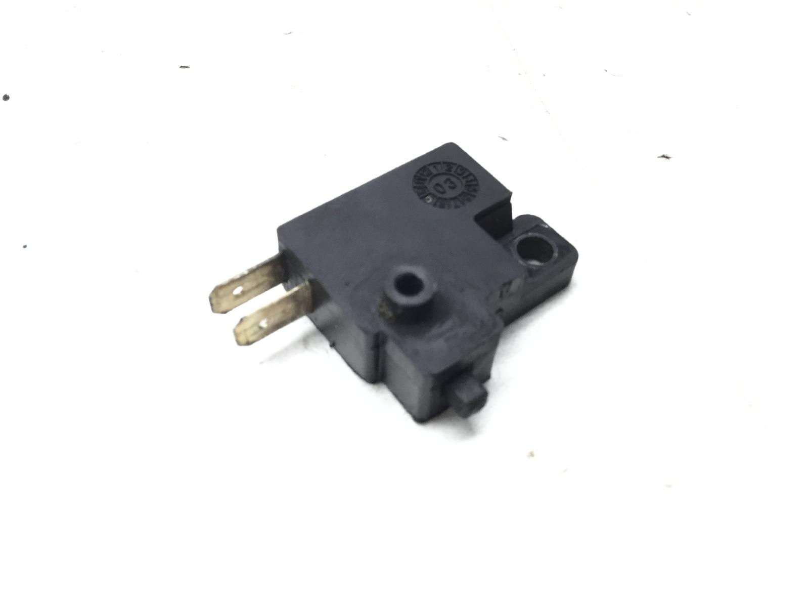Kymco people lc 250 sensore stop pulsante microstop freno posteriore 2003 2004 b50000