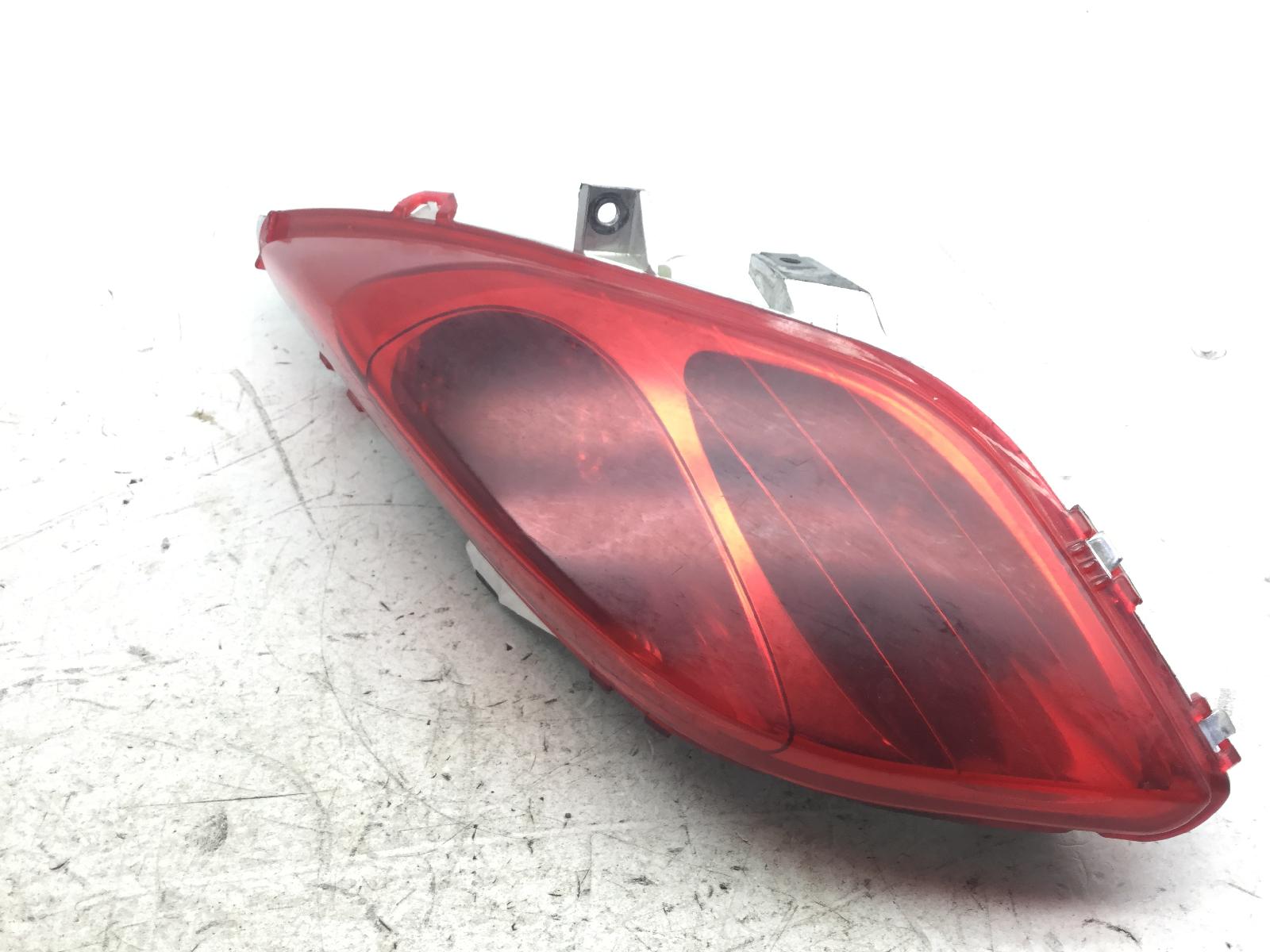 Yamaha x-max yp r 250 faro fanale posteriore freccia sinistra 2010 2012 sg221