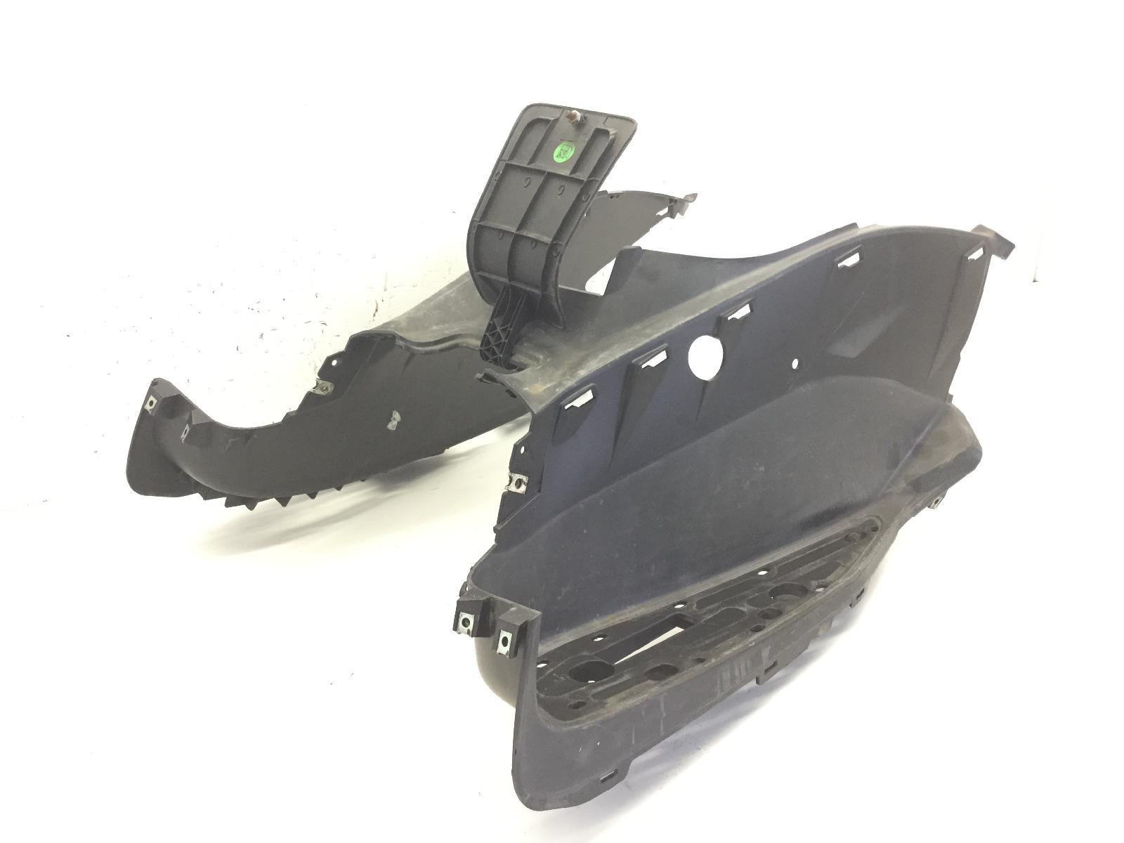 Yamaha x-max yp r 250 carena pedana pavimento poggiapiedi 2010 2012 sg221