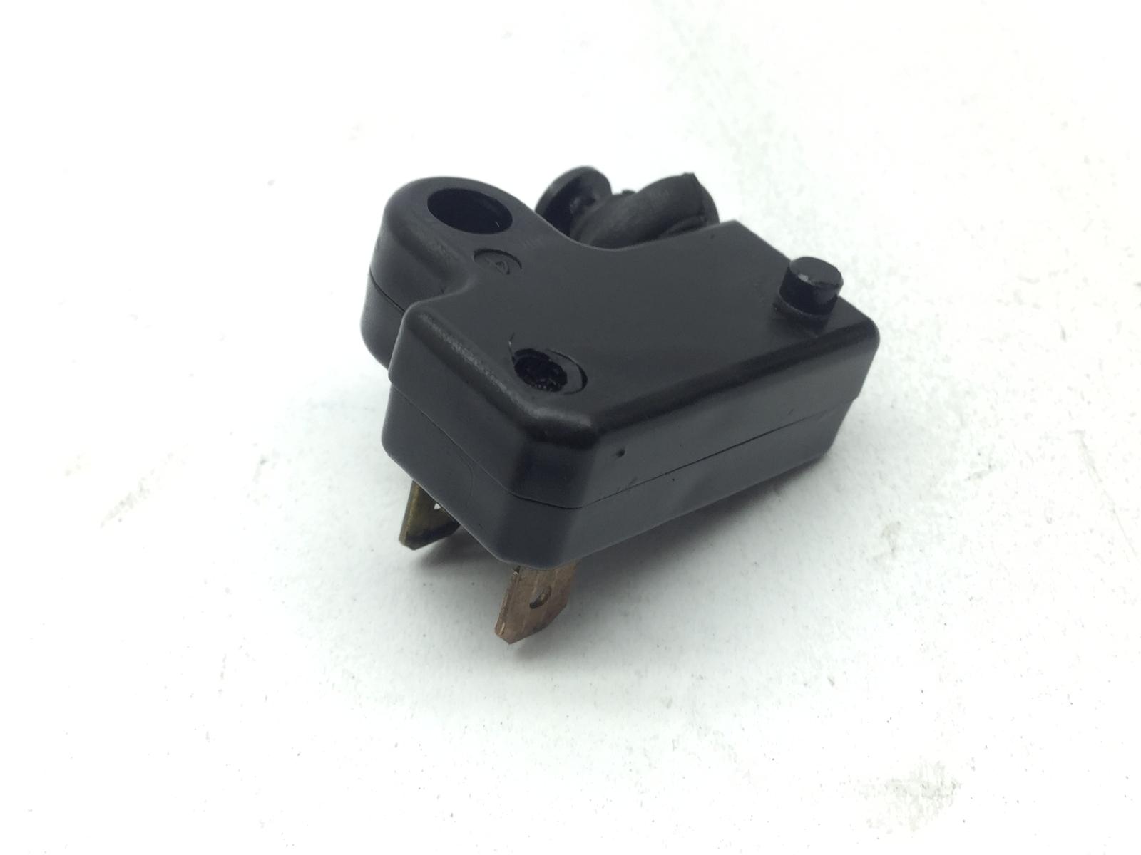 Yamaha x-max yp r 250 sensore stop microstop freno anteriore destro 2010 2012 sg221