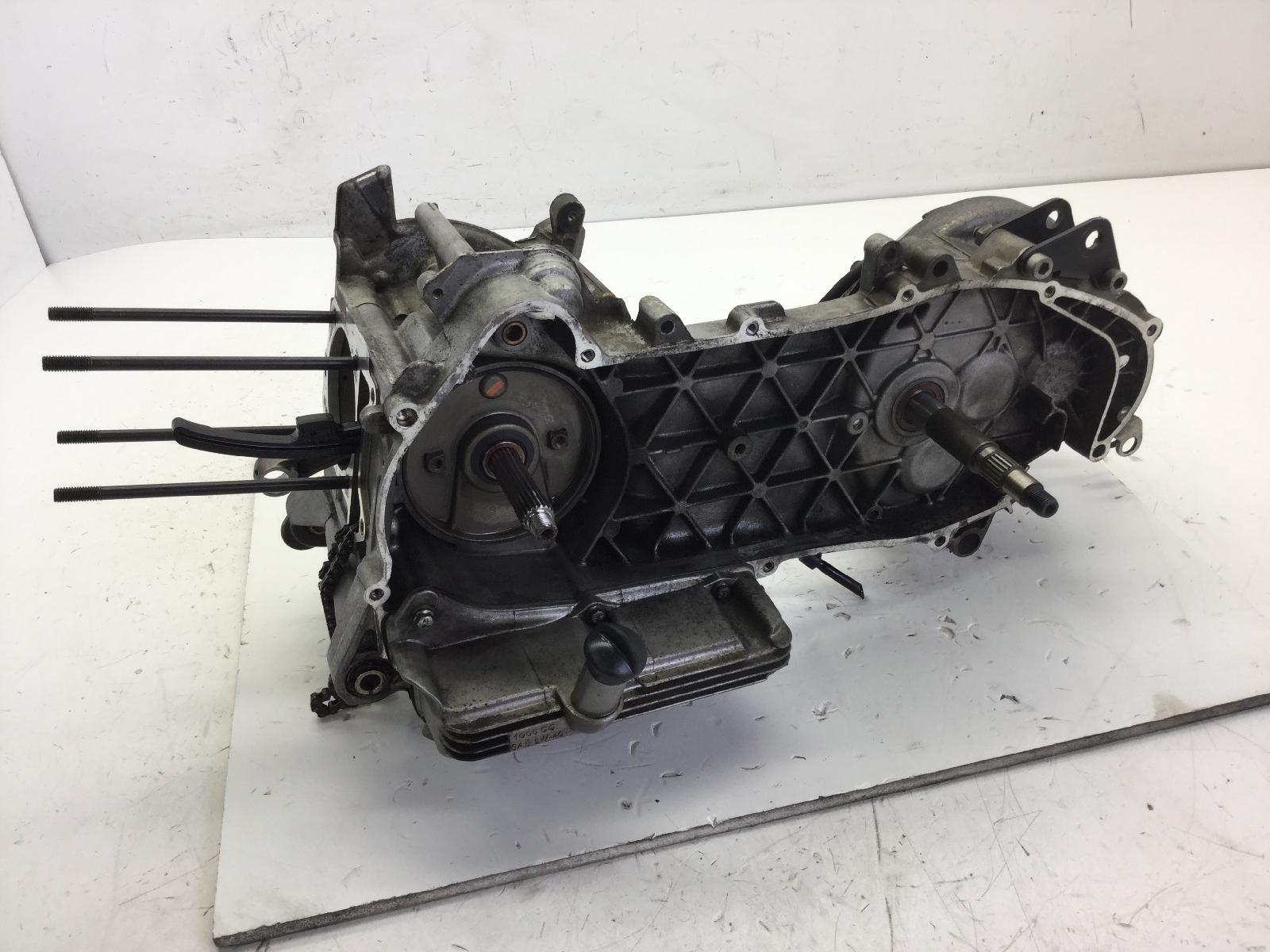 Piaggio fly 150 carter motore + albero e ingranaggi ruota m: 422m 2005 2007 m42200