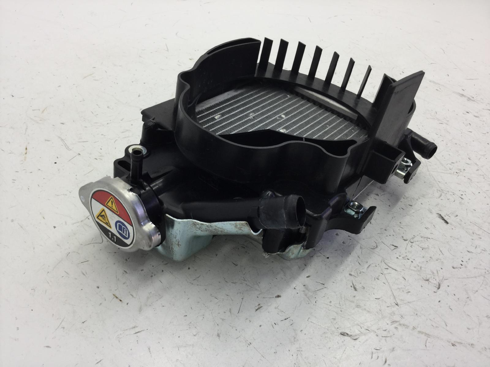 Honda sh i abs 150 radiatore e tappo 2016 2016 kf13d0gf