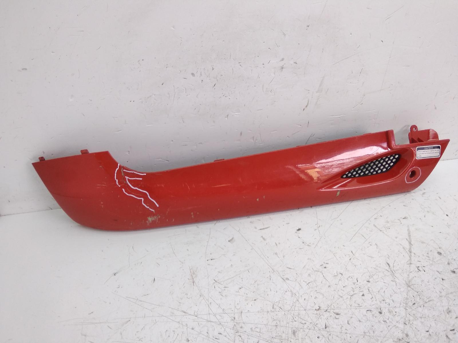 Kymco like 2t 50 carena sottopedana sinistra con crepa e attacco rotto 2009 2009 d10000