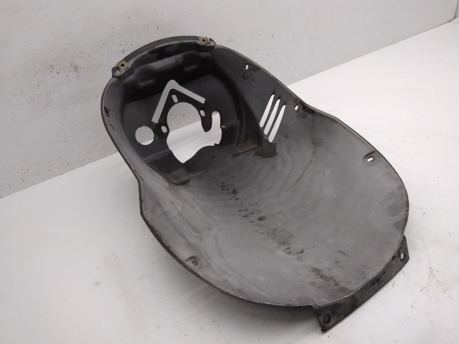 Aprilia scarabeo light 125 carena vano ruota anteriore 2007 2007 rb000