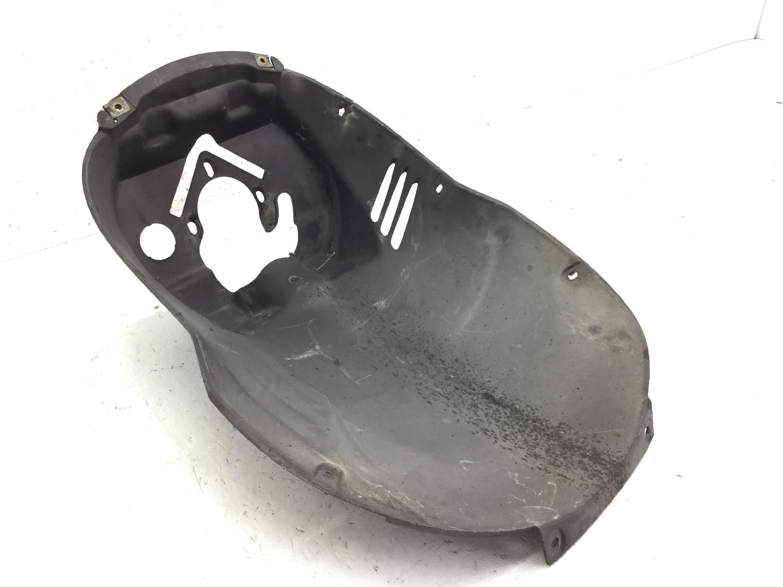 Aprilia scarabeo light 125 carena vano ruota anteriore 2007 2007 rb000