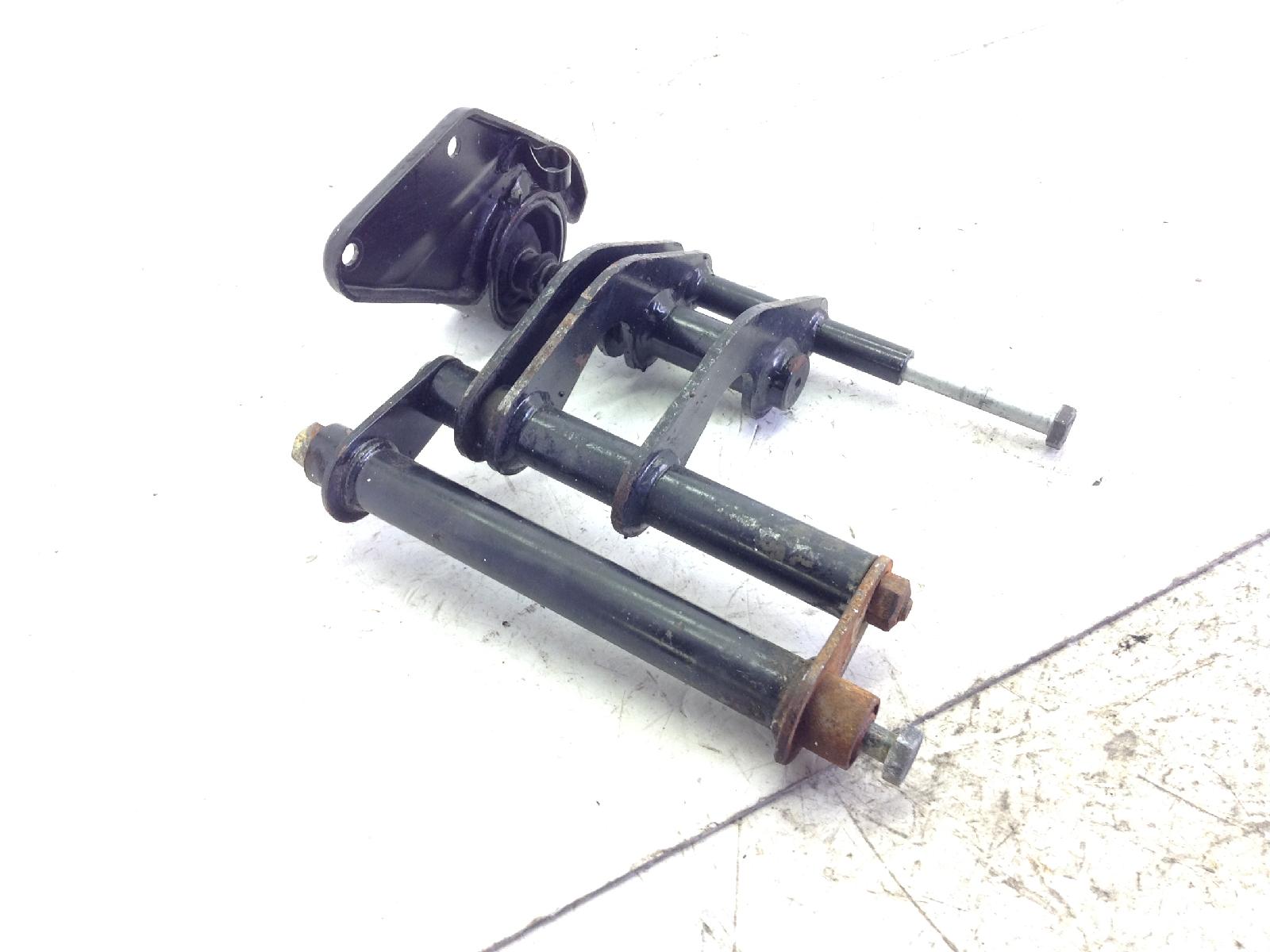 Piaggio liberty 125 staffa supporto motore 2001 2002 m2200
