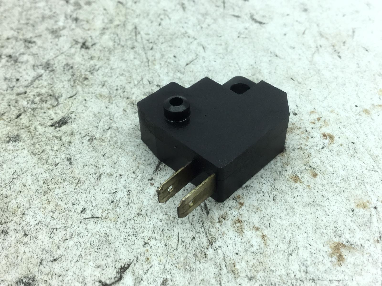 Sym symphony s 125 sensore stop microstop freno anteriore destro 2010 2010 lxmay12wydx