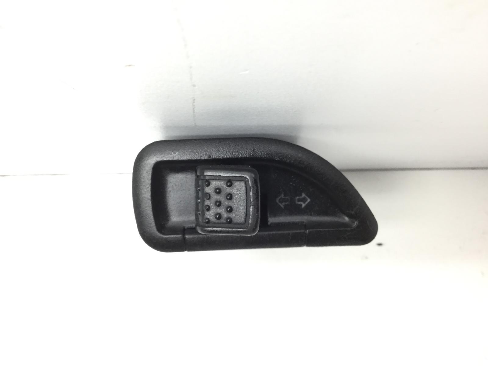 Piaggio liberty 2t 50 tasto pulsante frecce 2006 2006 c42100