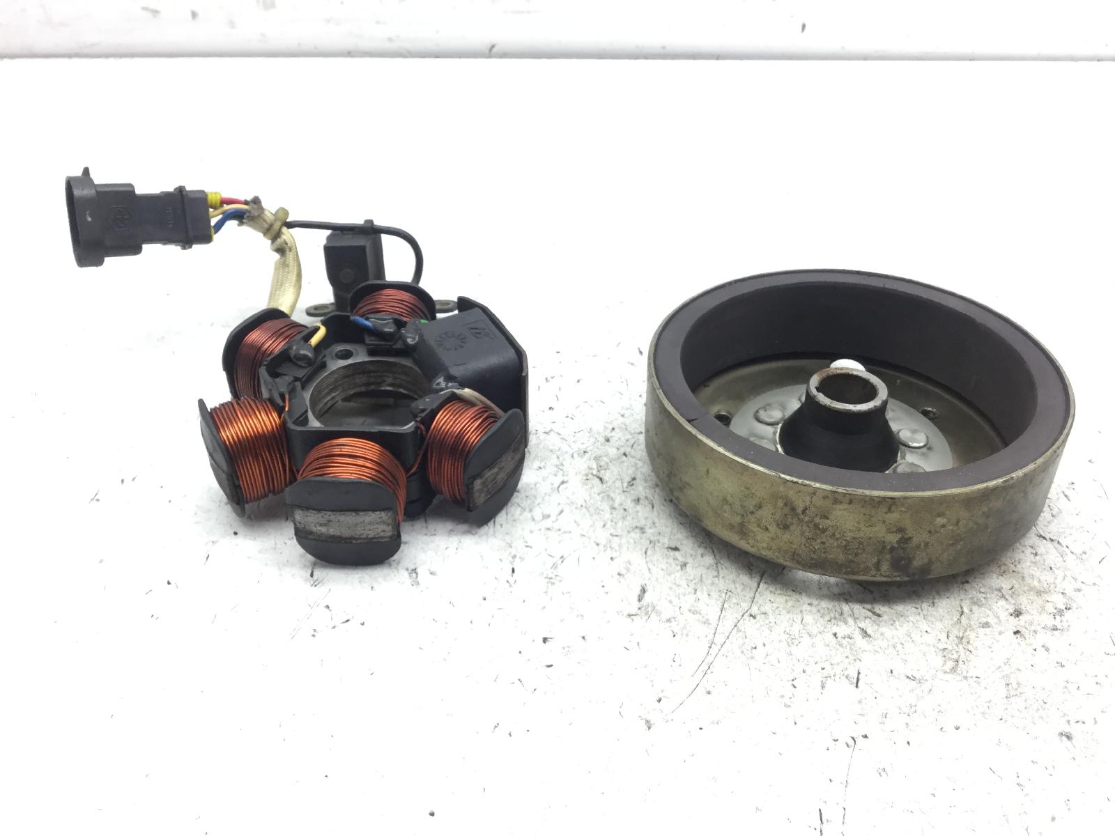 Piaggio liberty 2t 50 statore campo magnetico e volano 2006 2006 c42100
