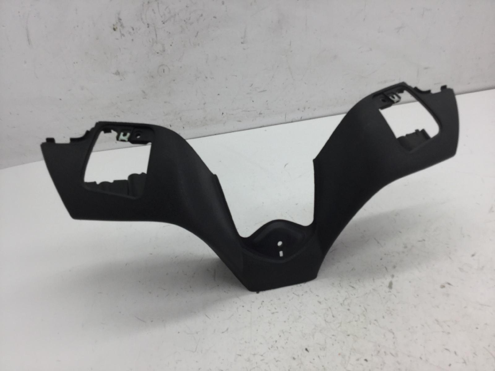 Piaggio mp3 ie mic 300 carena manubrio anteriore 2010 2011 m63301