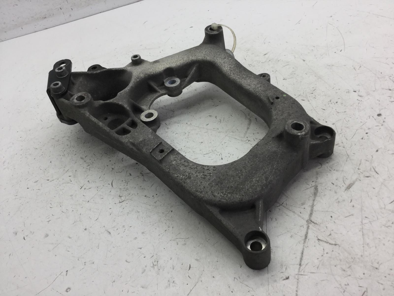 Piaggio mp3 ie mic 300 staffa supporto scarico marmitta 2010 2011 m63301
