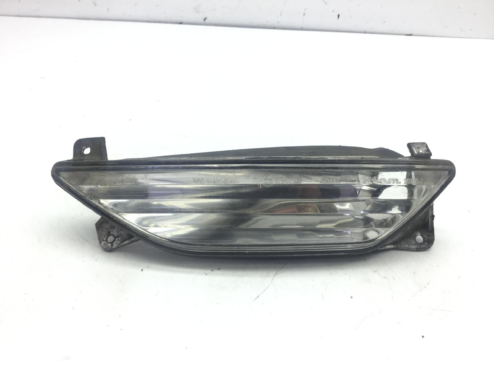 Piaggio mp3 ie mic 300 freccia anteriore sinistra - no cablaggio 2010 2011 m63301