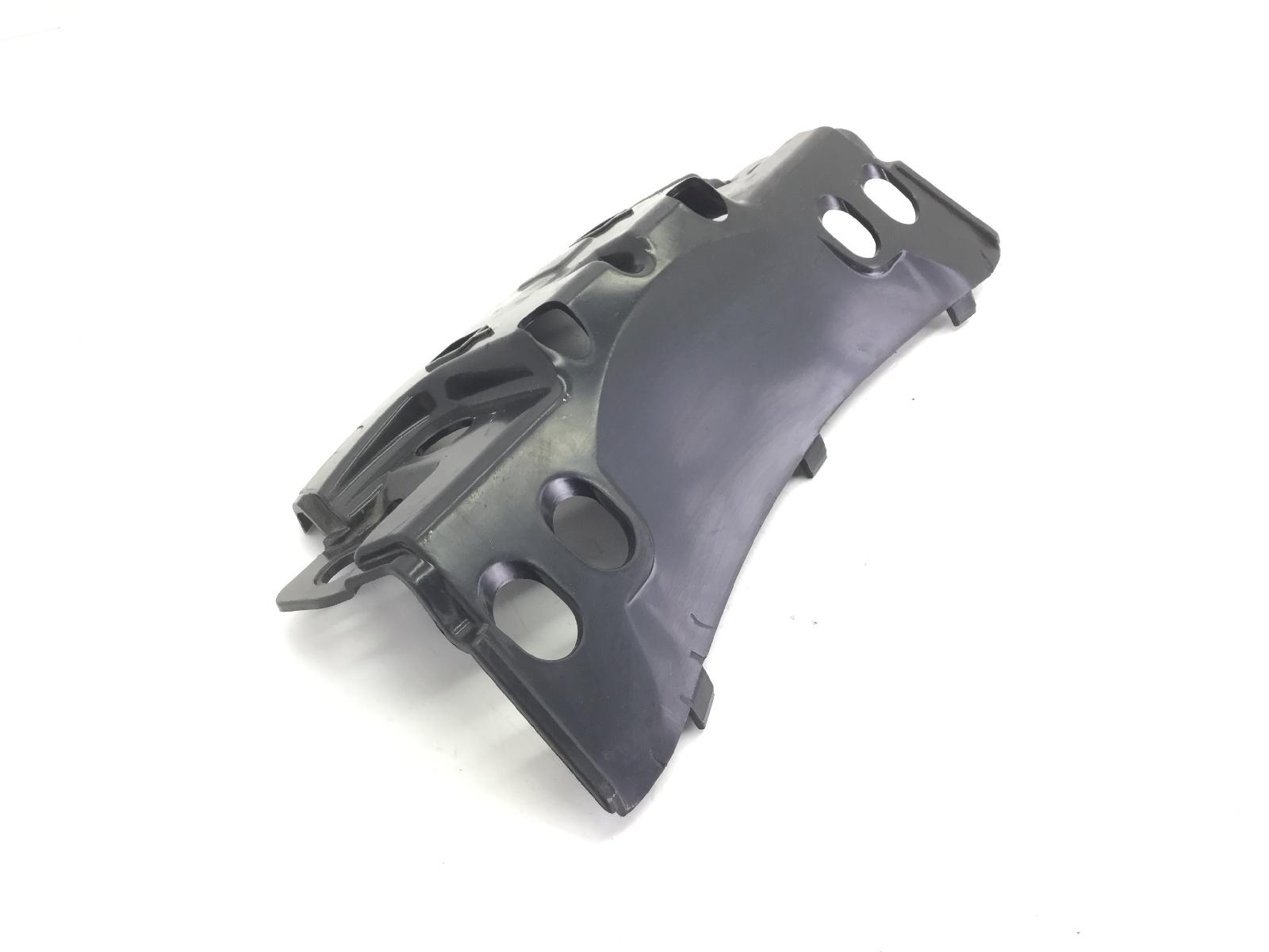 Piaggio mp3 ie mic 300 coperchio chiusura soperiore fiancate posteriori 2010 2011 m63301