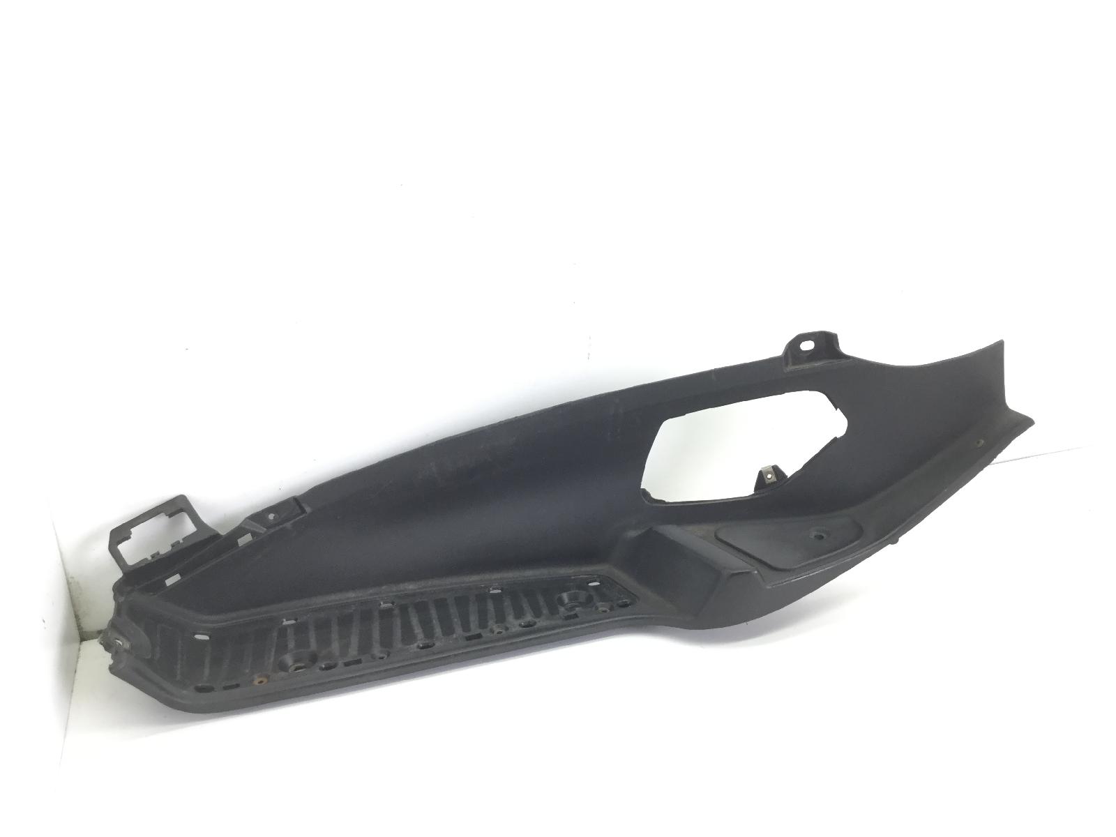 Piaggio mp3 ie mic 300 carena pedana pavimento poggiapiedi sinistra 2010 2011 m63301