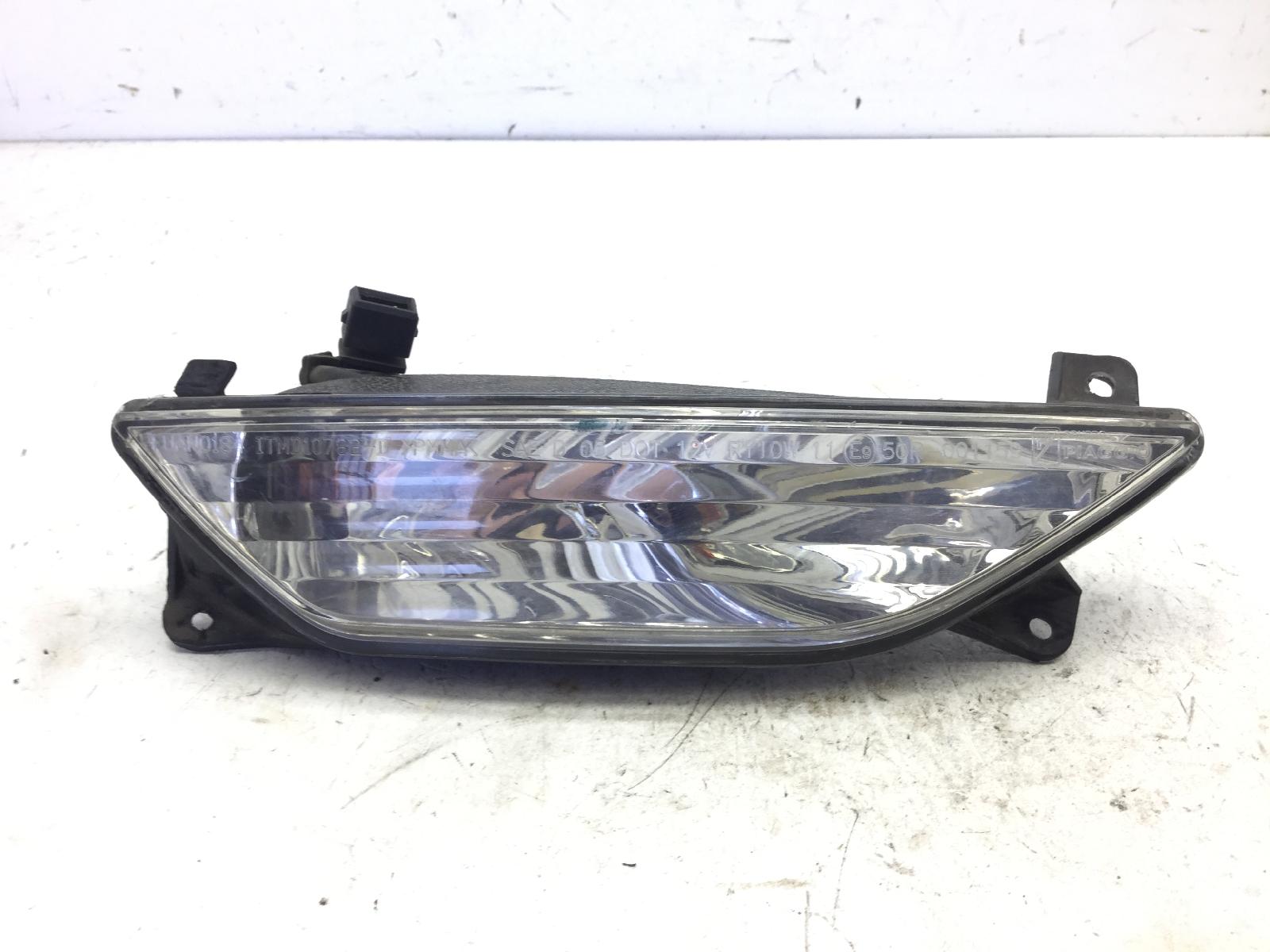 Piaggio mp3 ie mic 300 freccia anteriore destra 2010 2011 m63301