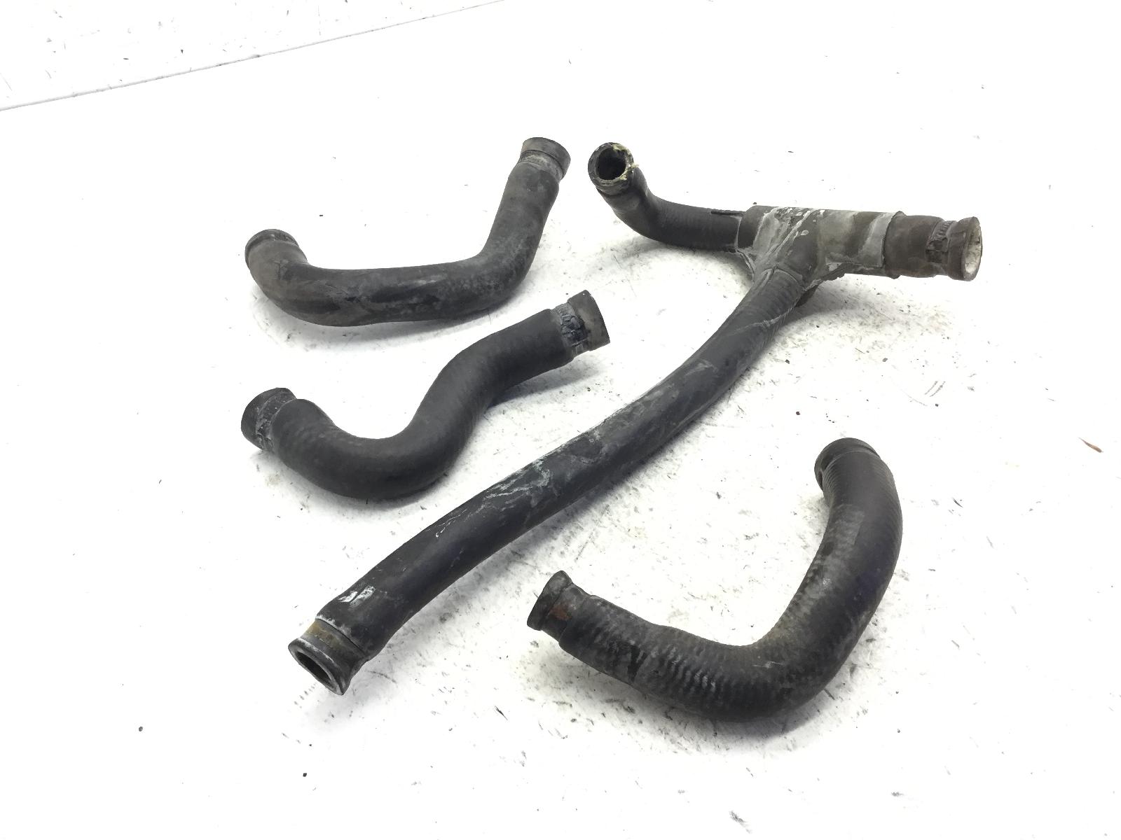 Aprilia scarabeo 250 raccordi tubi acqua liquido raffreddamento radiatore 2004 2006 tdb01