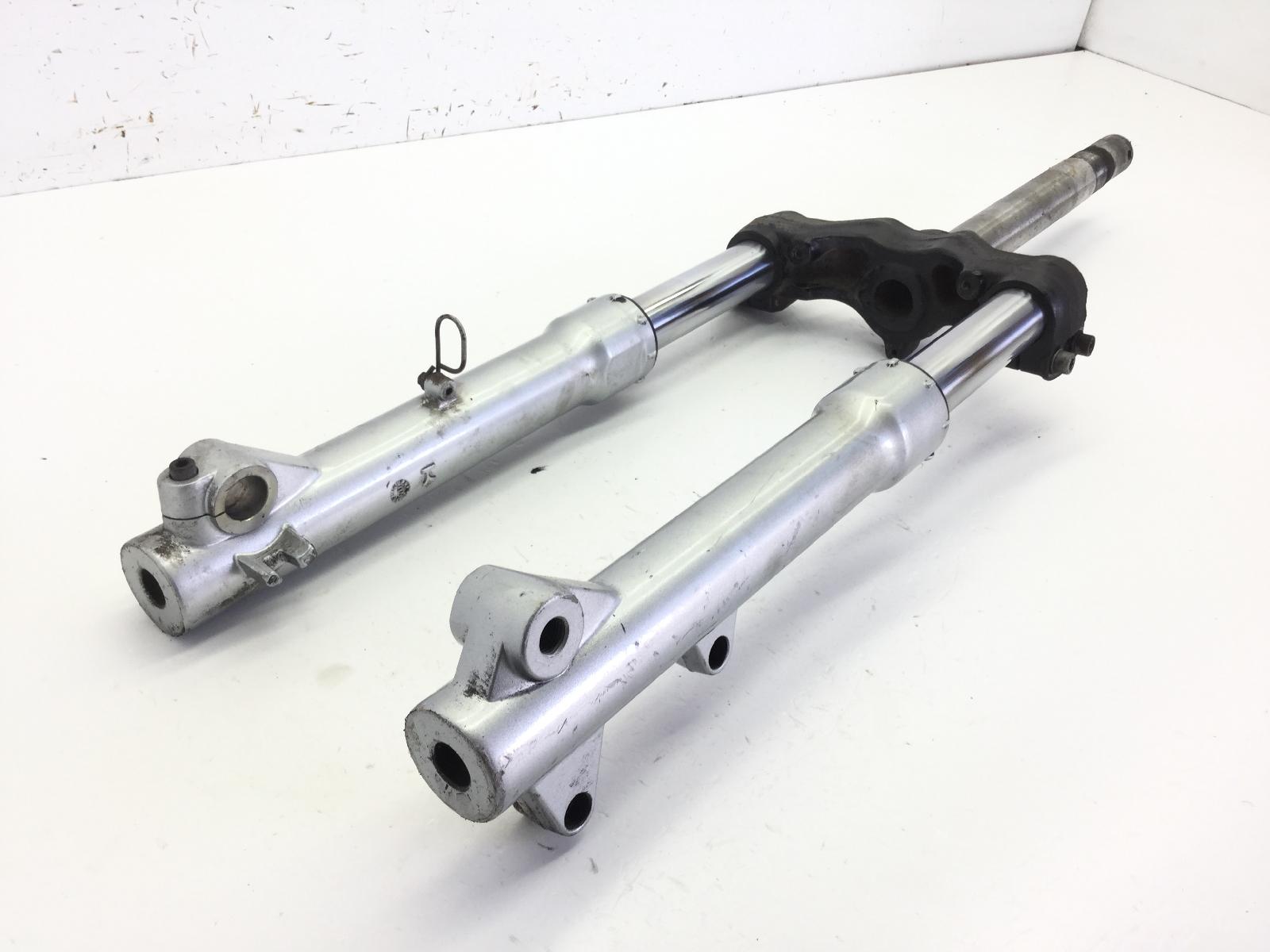 Aprilia scarabeo 250 forcella con paraoli da sostituire - punti di ruggine 2004 2006 tdb01