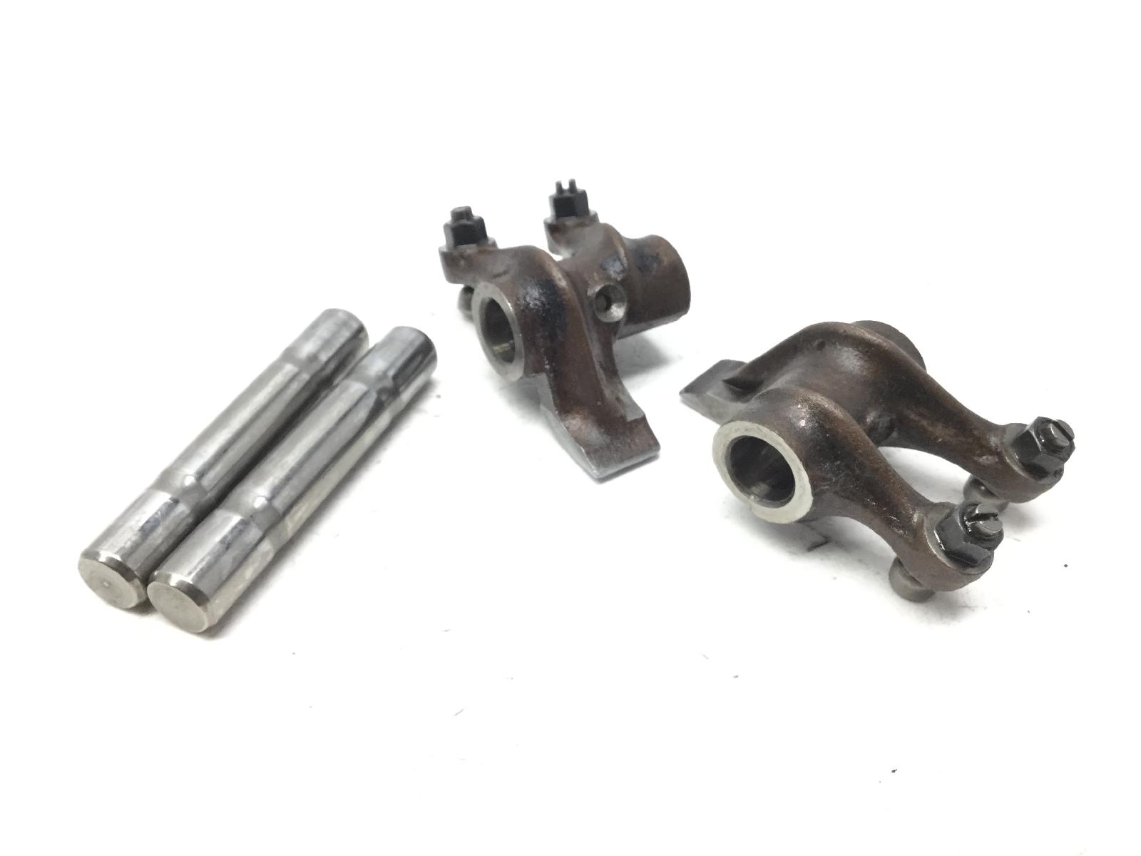 Aprilia scarabeo 250 coppia bilancieri testa testata valvole 2004 2006 tdb01