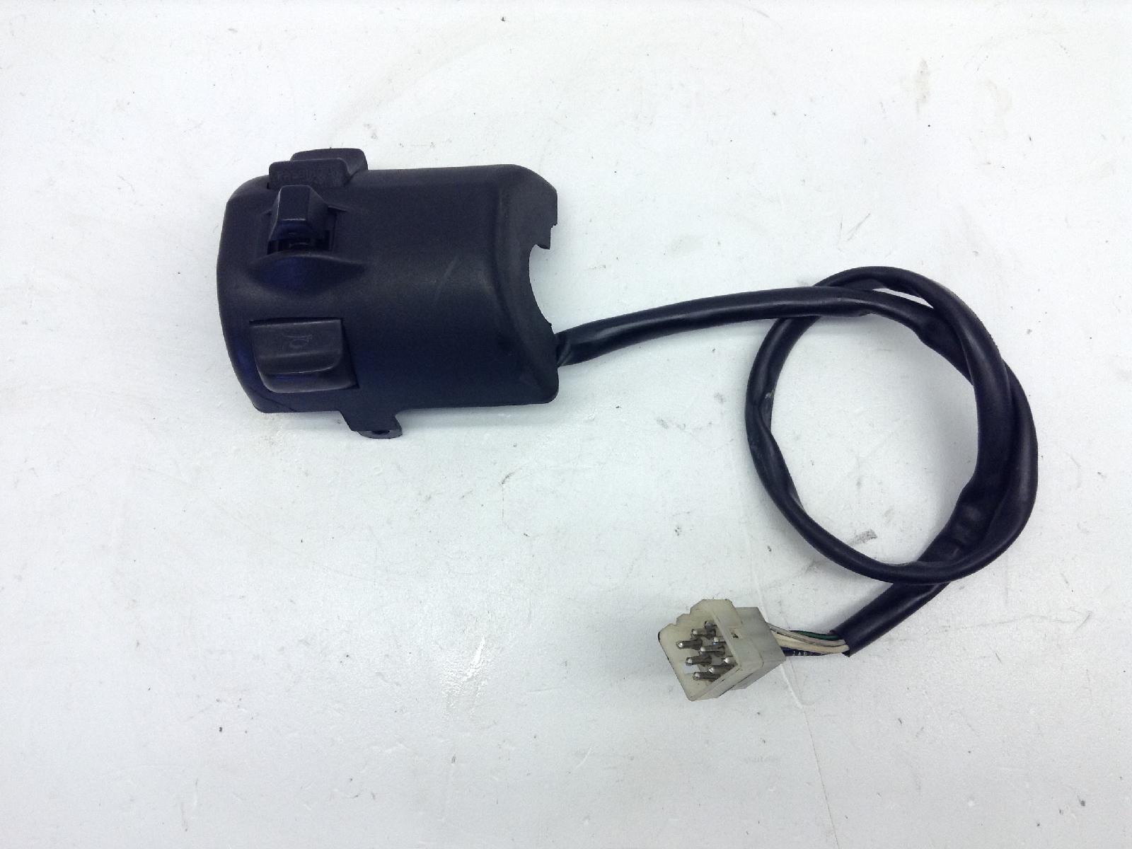 Aprilia scarabeo 250 devio commutatore frecce sinsitro 2004 2006 tdb01